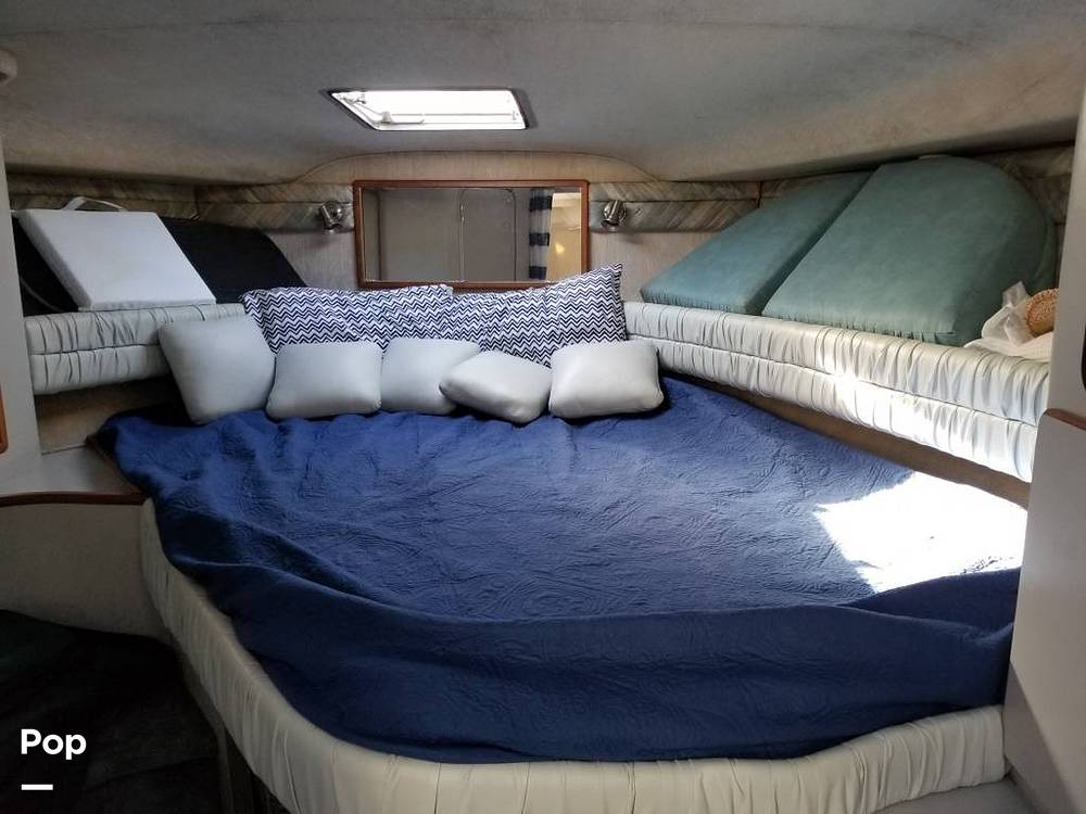 Slide: The Image of Sea Ray 350 Express Cruiser 1991 - 15379139