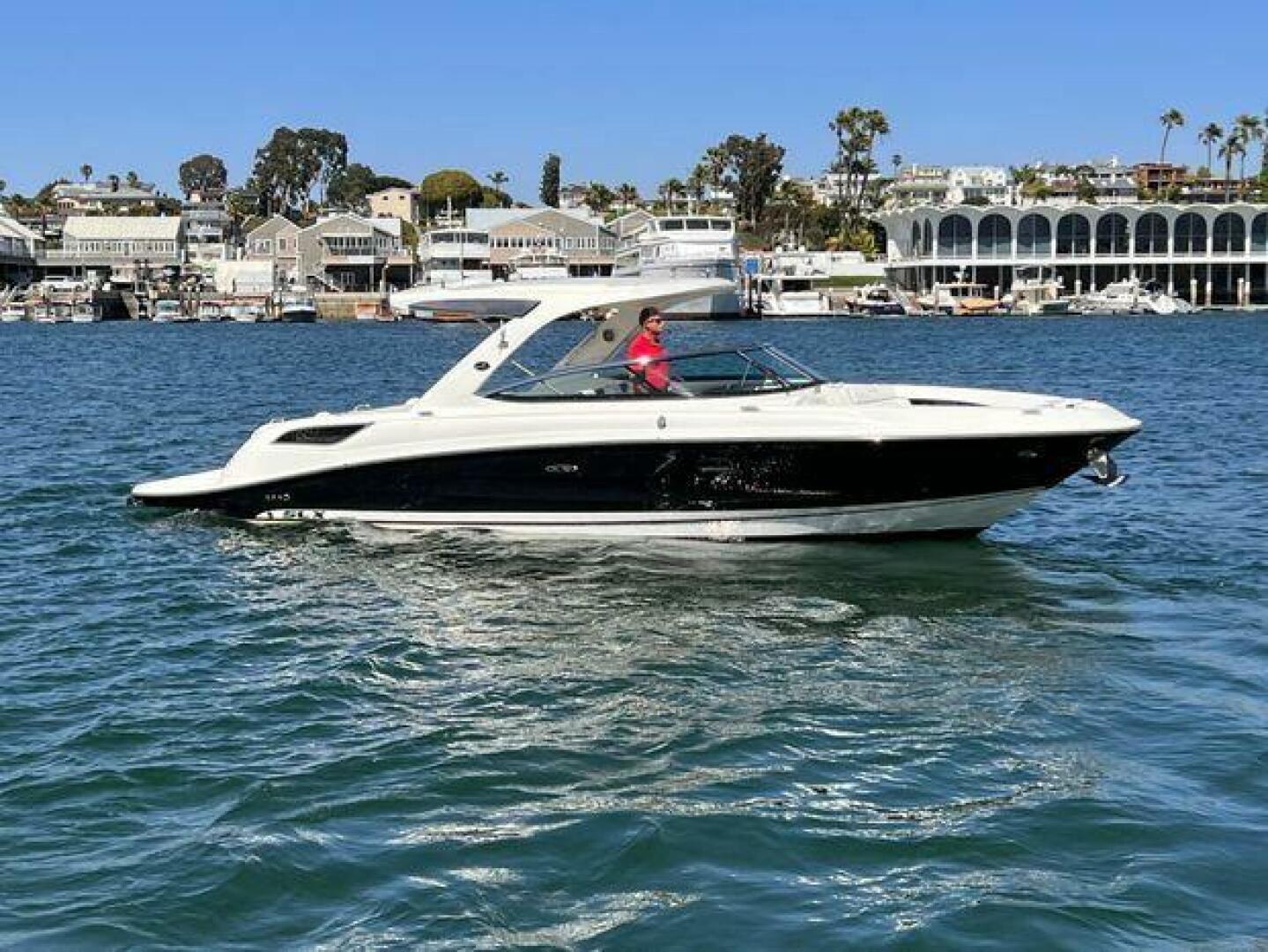 Slide: The Image of Sea Ray 350 SLX 2015 - 4338613