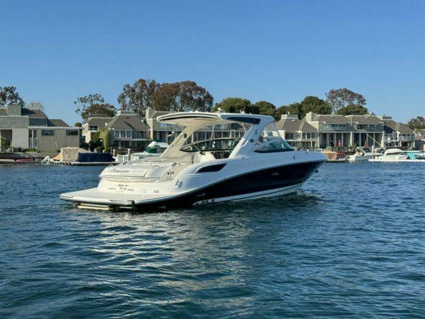 Slide: The Image of Sea Ray 350 SLX 2015 - 4338616