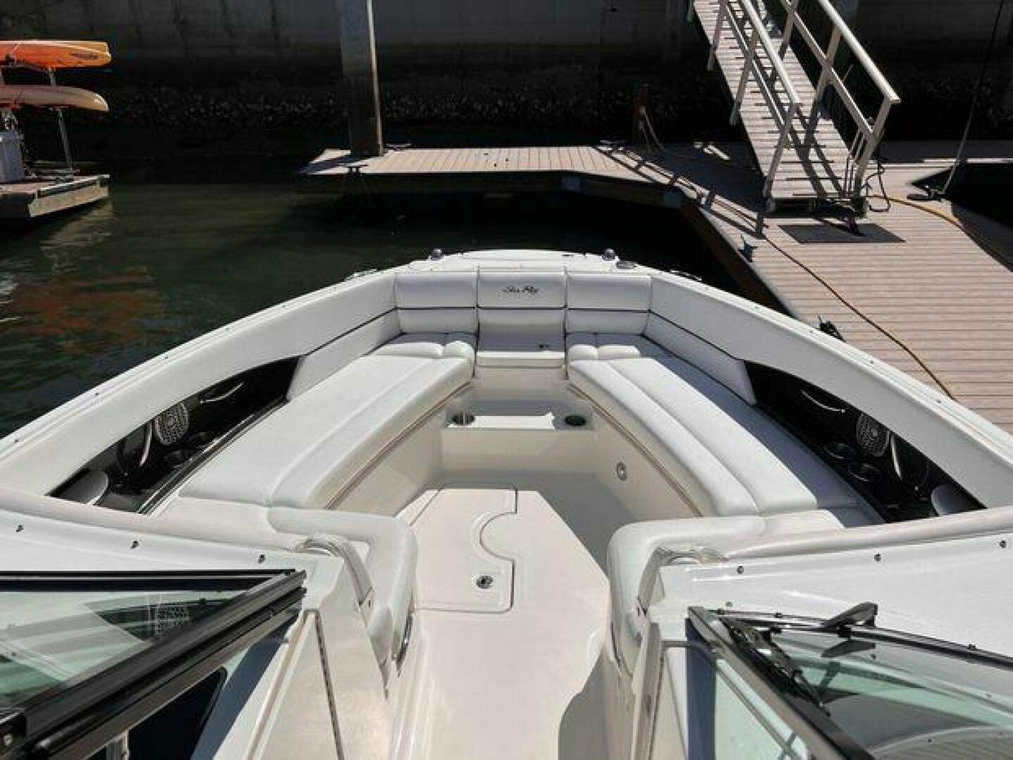 Slide: The Image of Sea Ray 350 SLX 2015 - 4338635