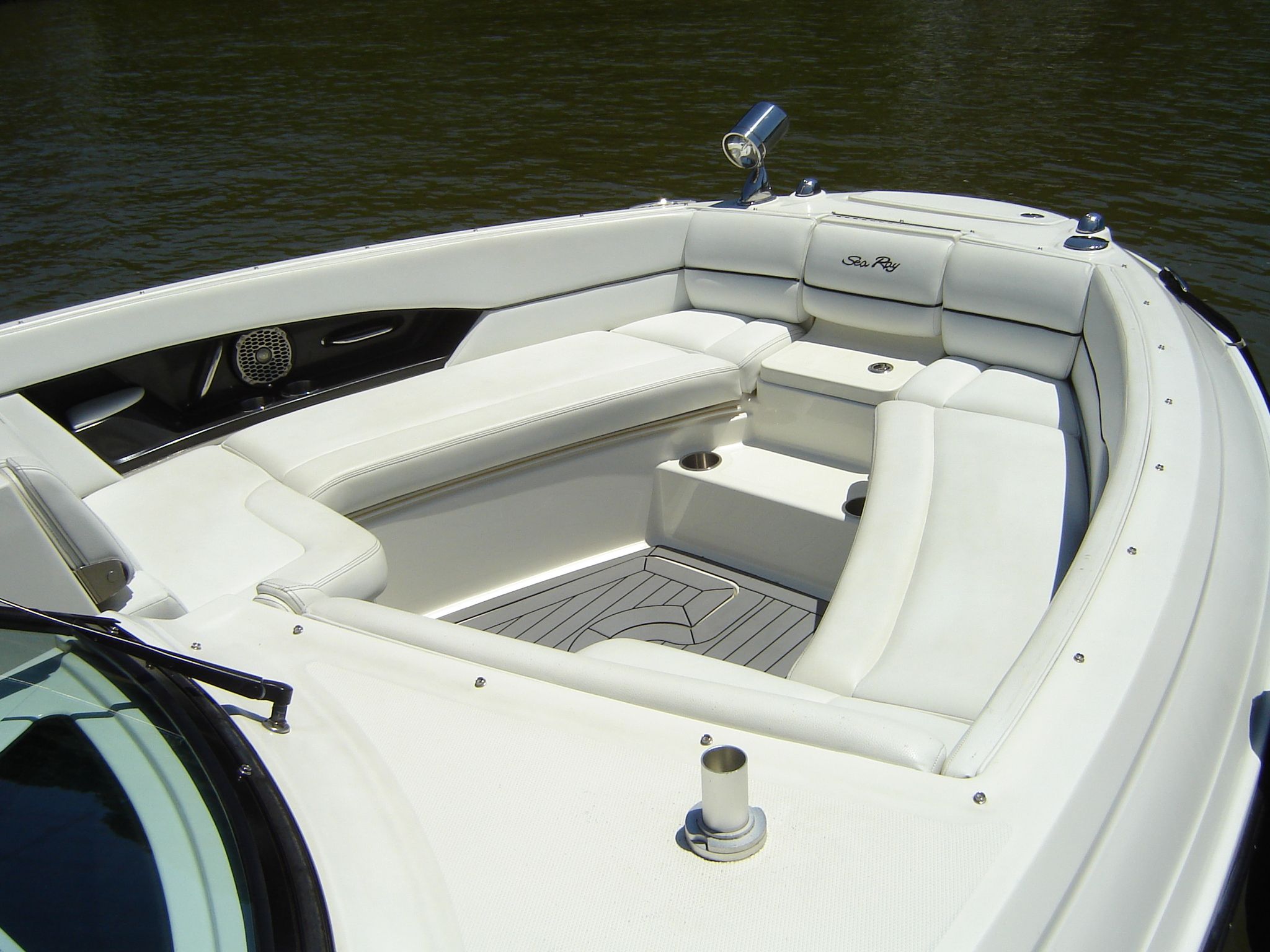 Slide: The Image of Sea Ray 350 SLX 2015 - 8