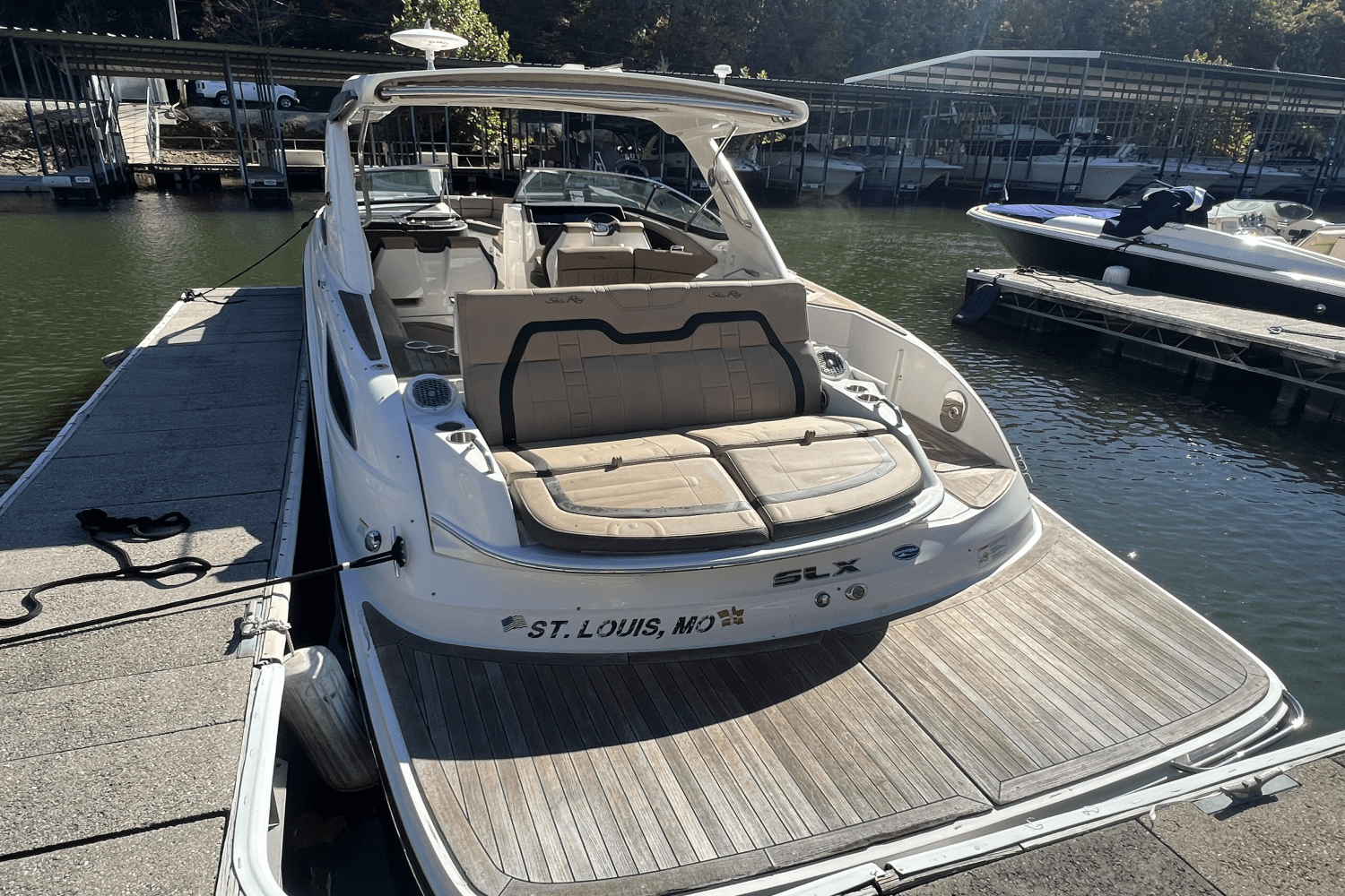 Slide: The Image of Sea Ray 350 SLX 2016 - 5