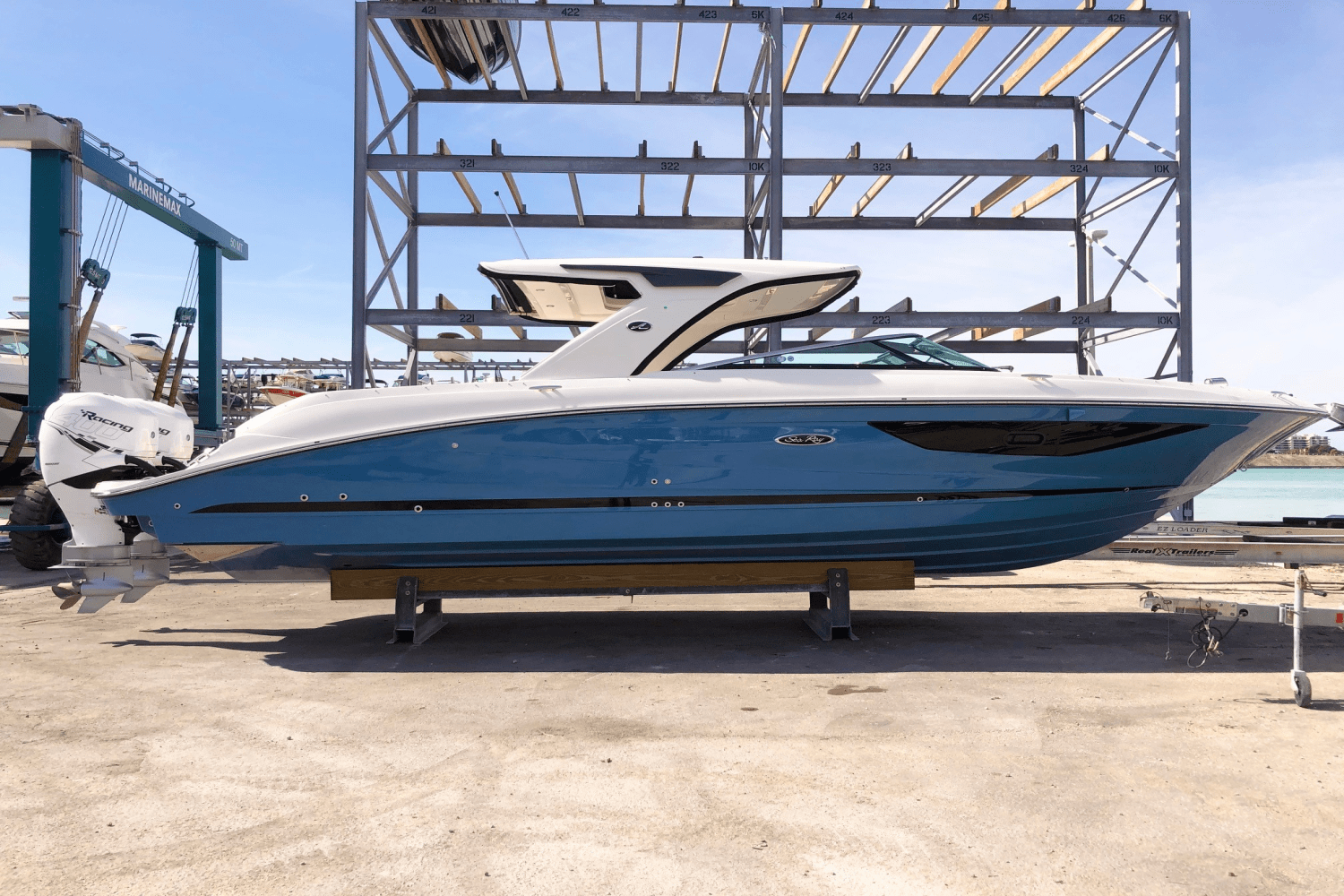 Slide: The Image of Sea Ray 350 SLX OB 2020 - 0