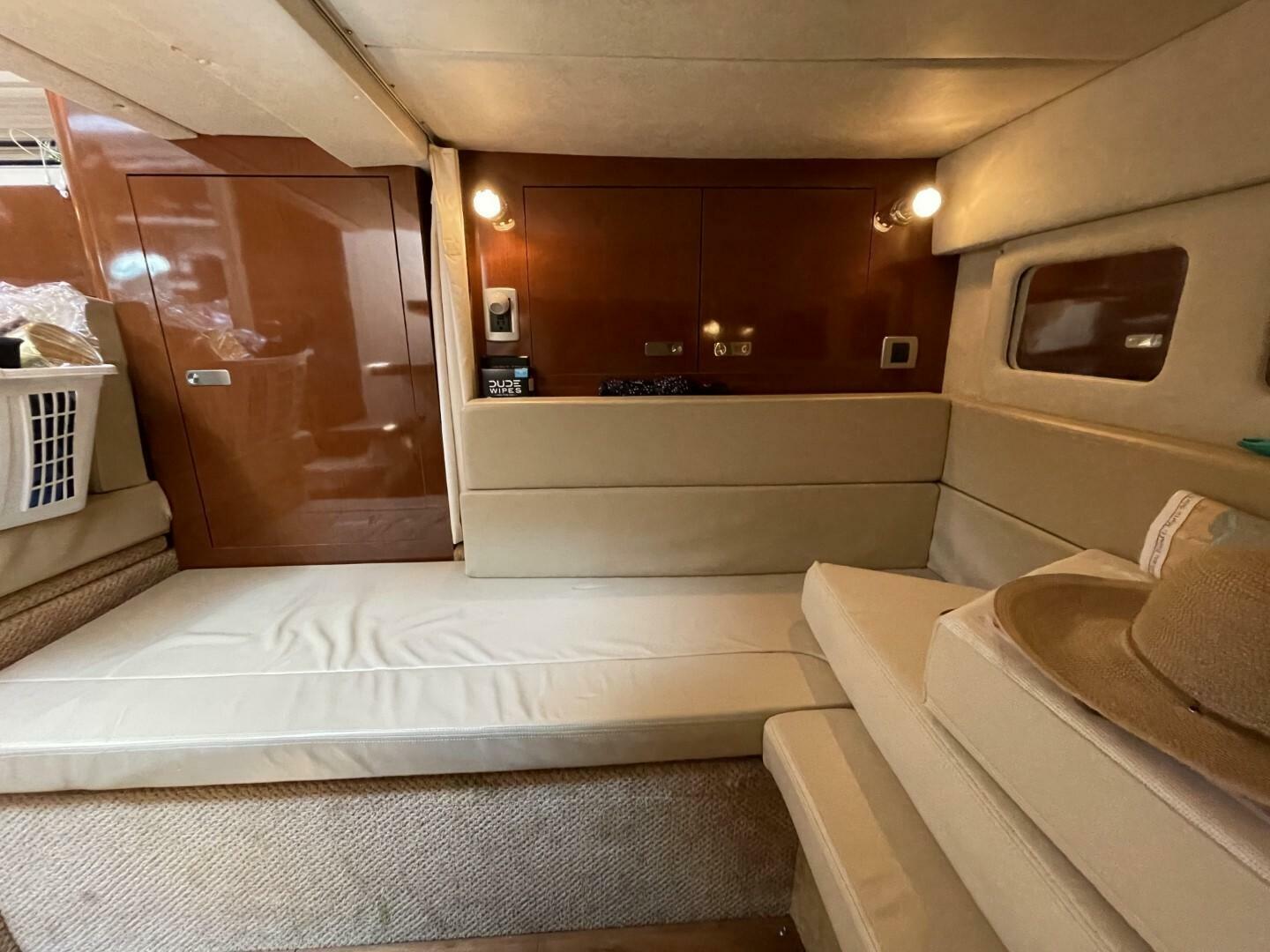 Slide: The Image of Sea Ray 350 Sundancer 2010 - 5048028