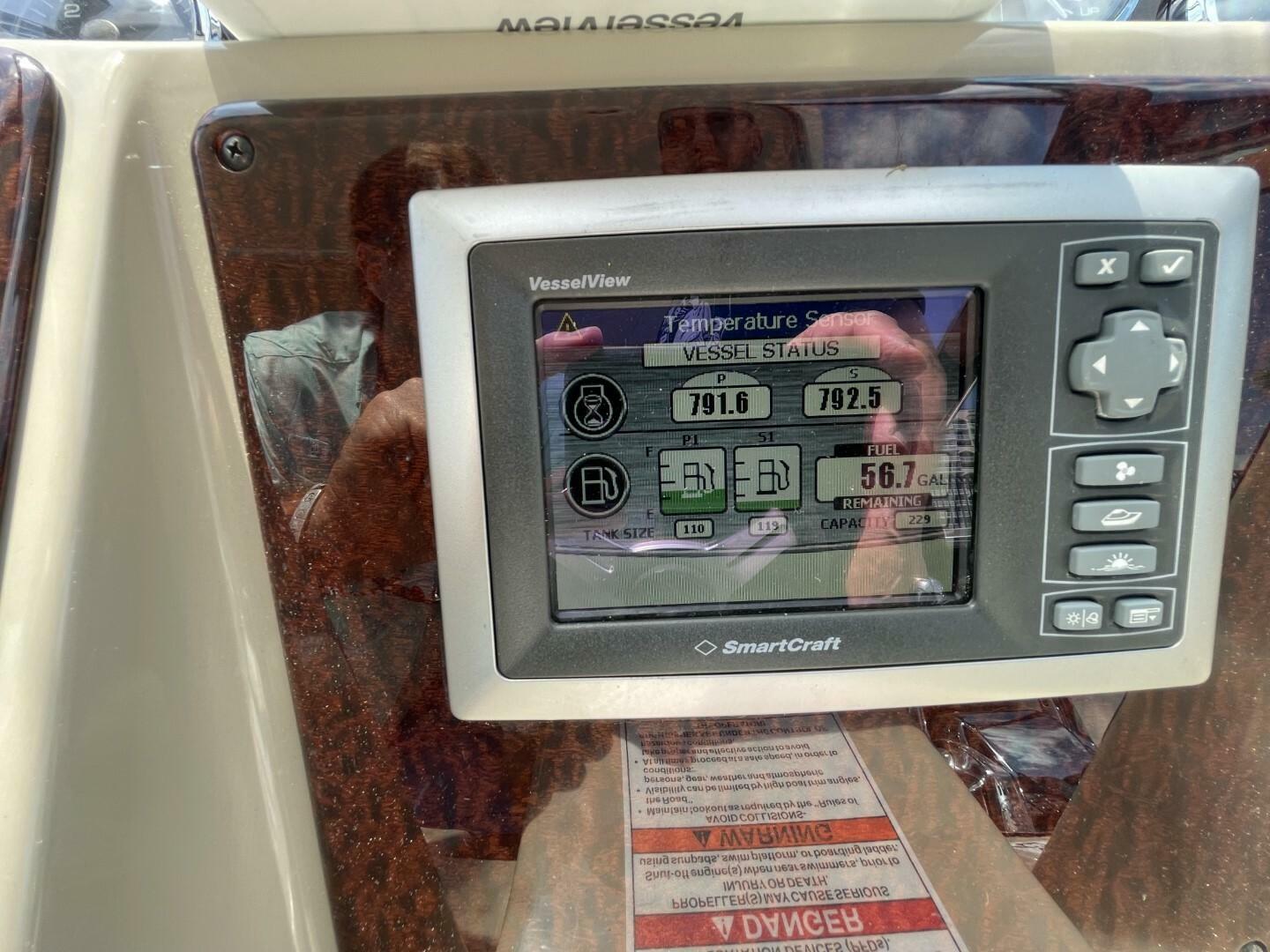 Slide: The Image of Sea Ray 350 Sundancer 2010 - 5048052