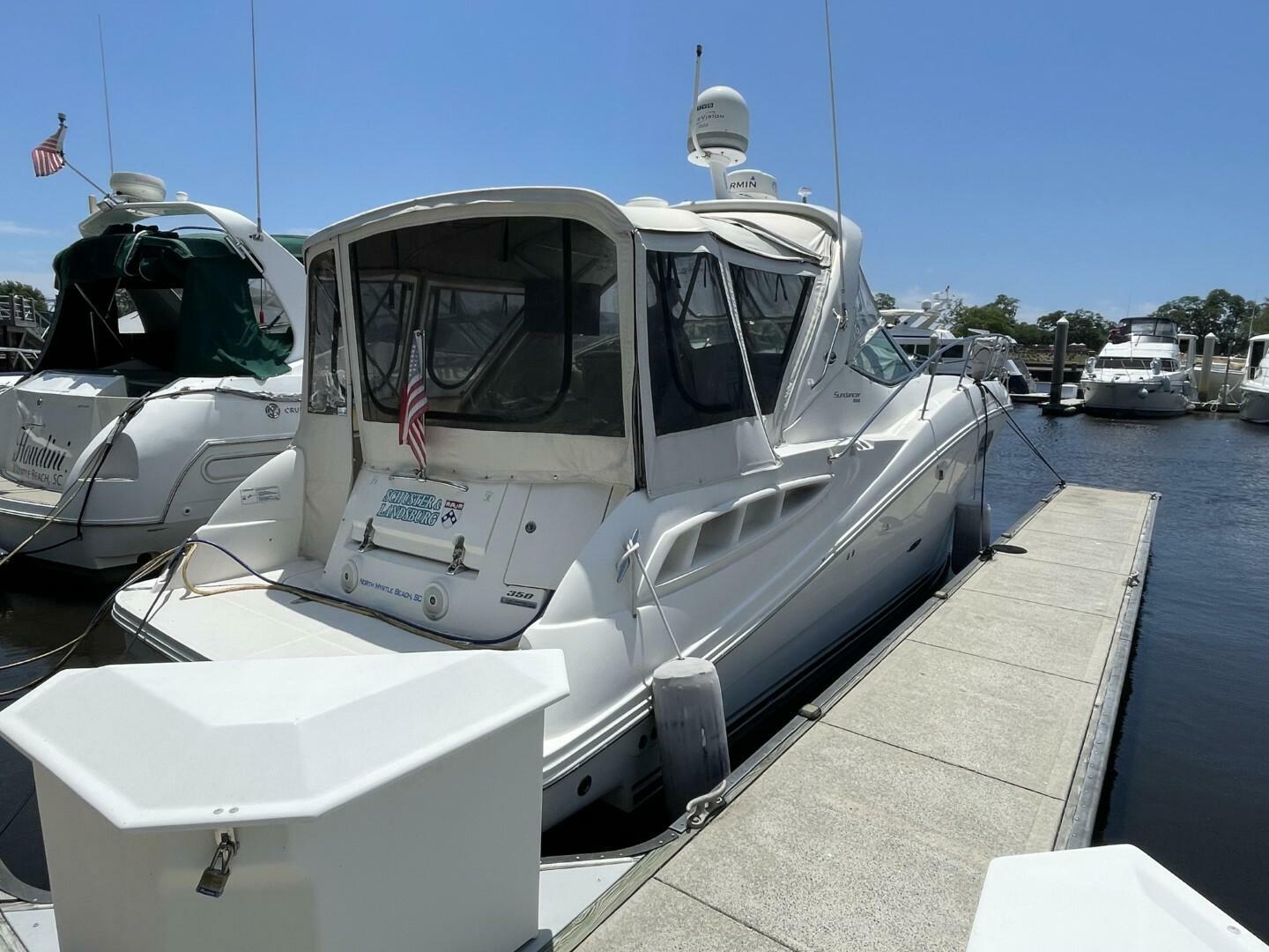 Slide: The Image of Sea Ray 350 Sundancer 2010 - 5048054