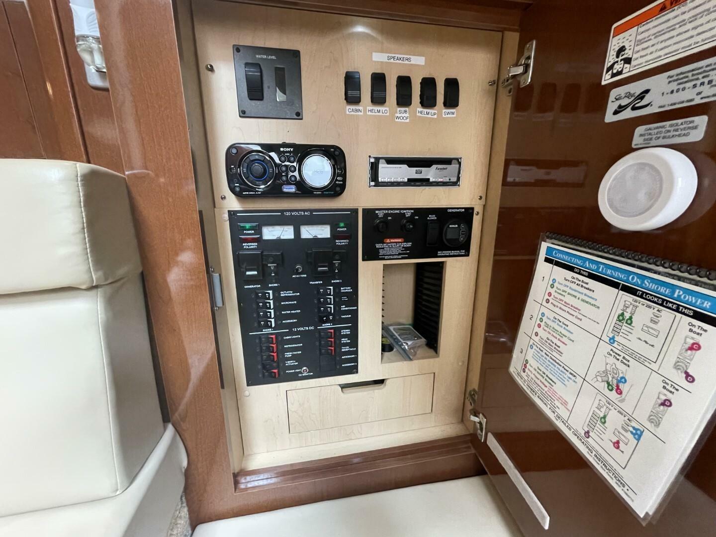 Slide: The Image of Sea Ray 350 Sundancer 2010 - 5048078