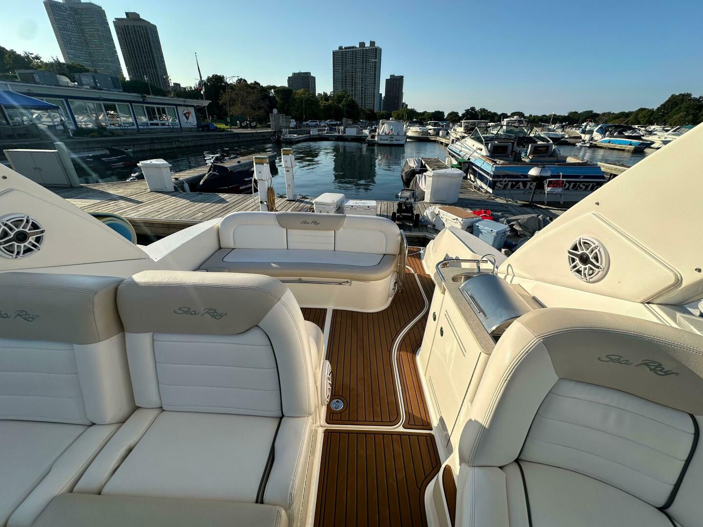 Slide: The Image of Sea Ray 350 Sundancer 2011 - 5057343