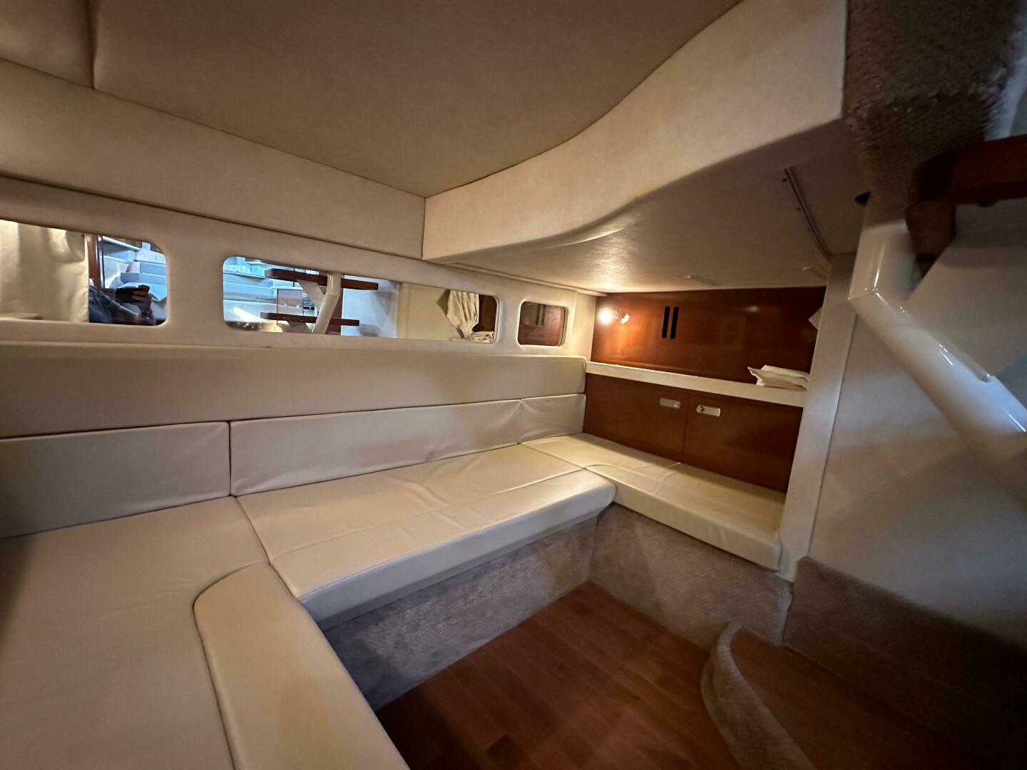 Slide: The Image of Sea Ray 350 Sundancer 2011 - 5057334