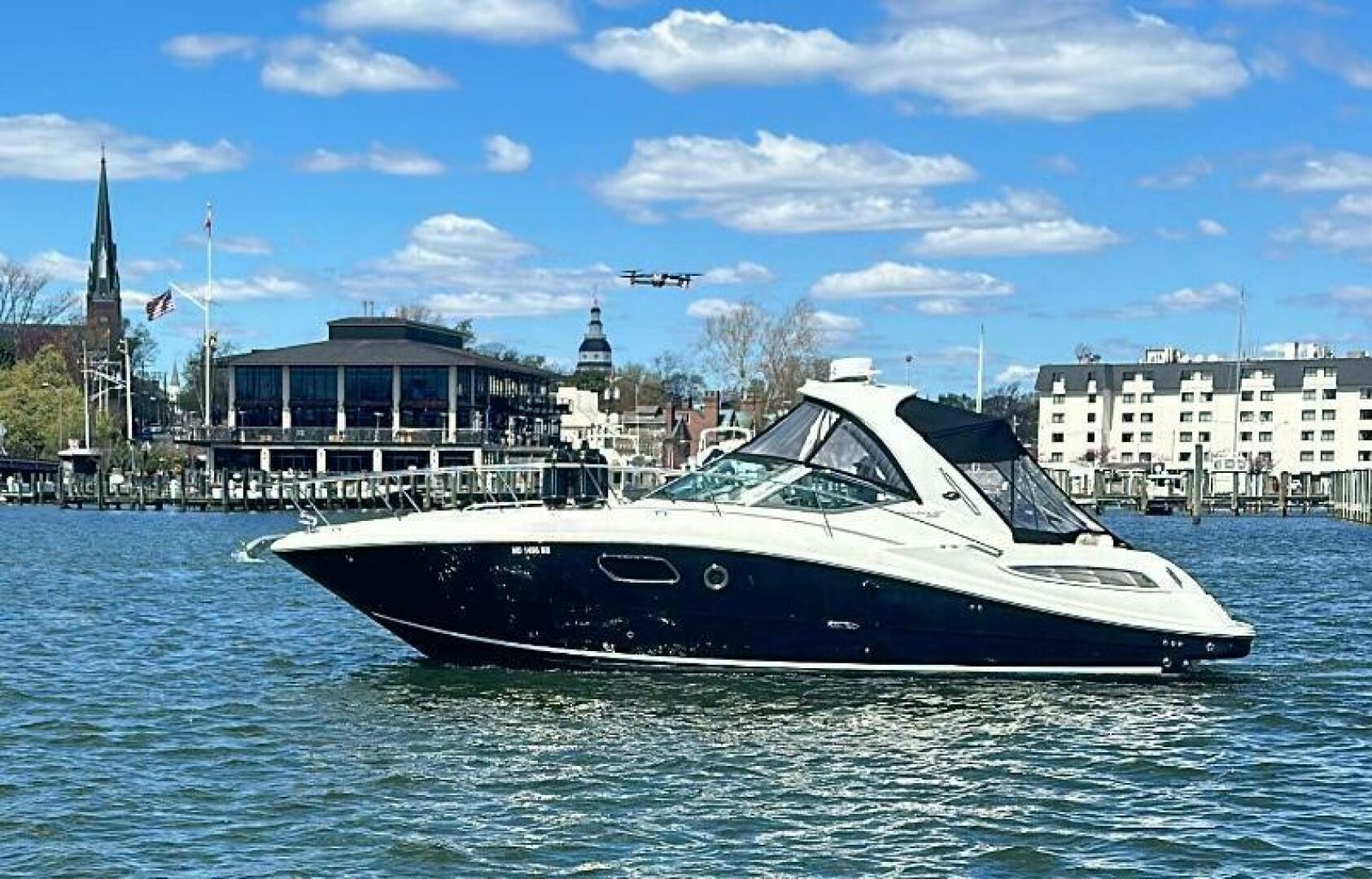 Slide: The Image of Sea Ray 350 Sundancer 2011 - 4301093