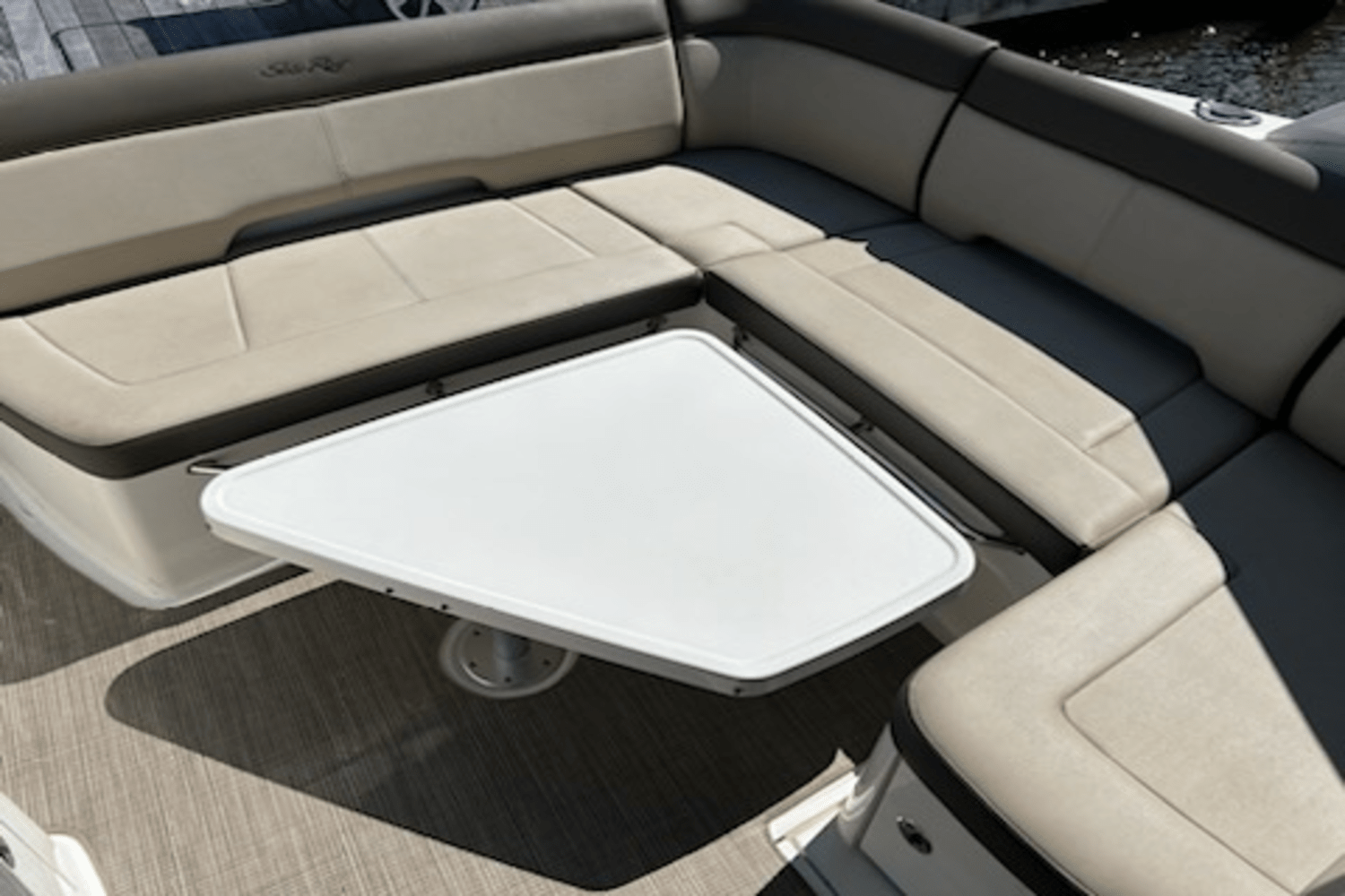 Slide: The Image of Sea Ray 350 SUNDANCER 2013 - 10