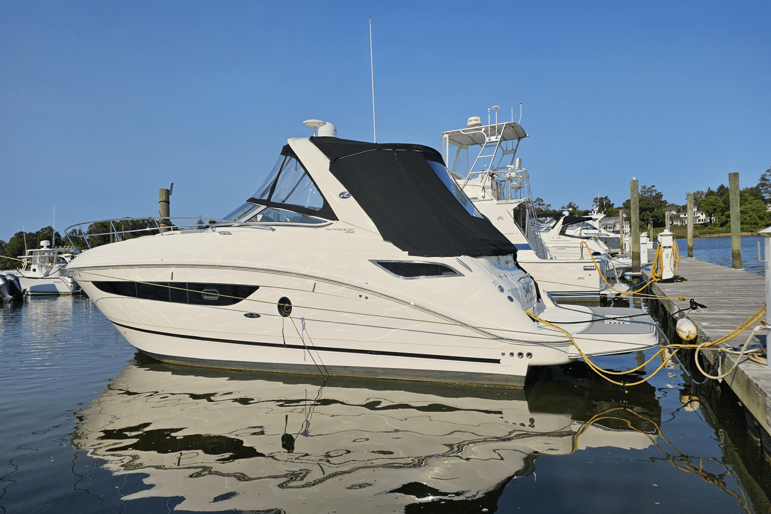 Slide: The Image of Sea Ray 350 SUNDANCER 2013 - 3