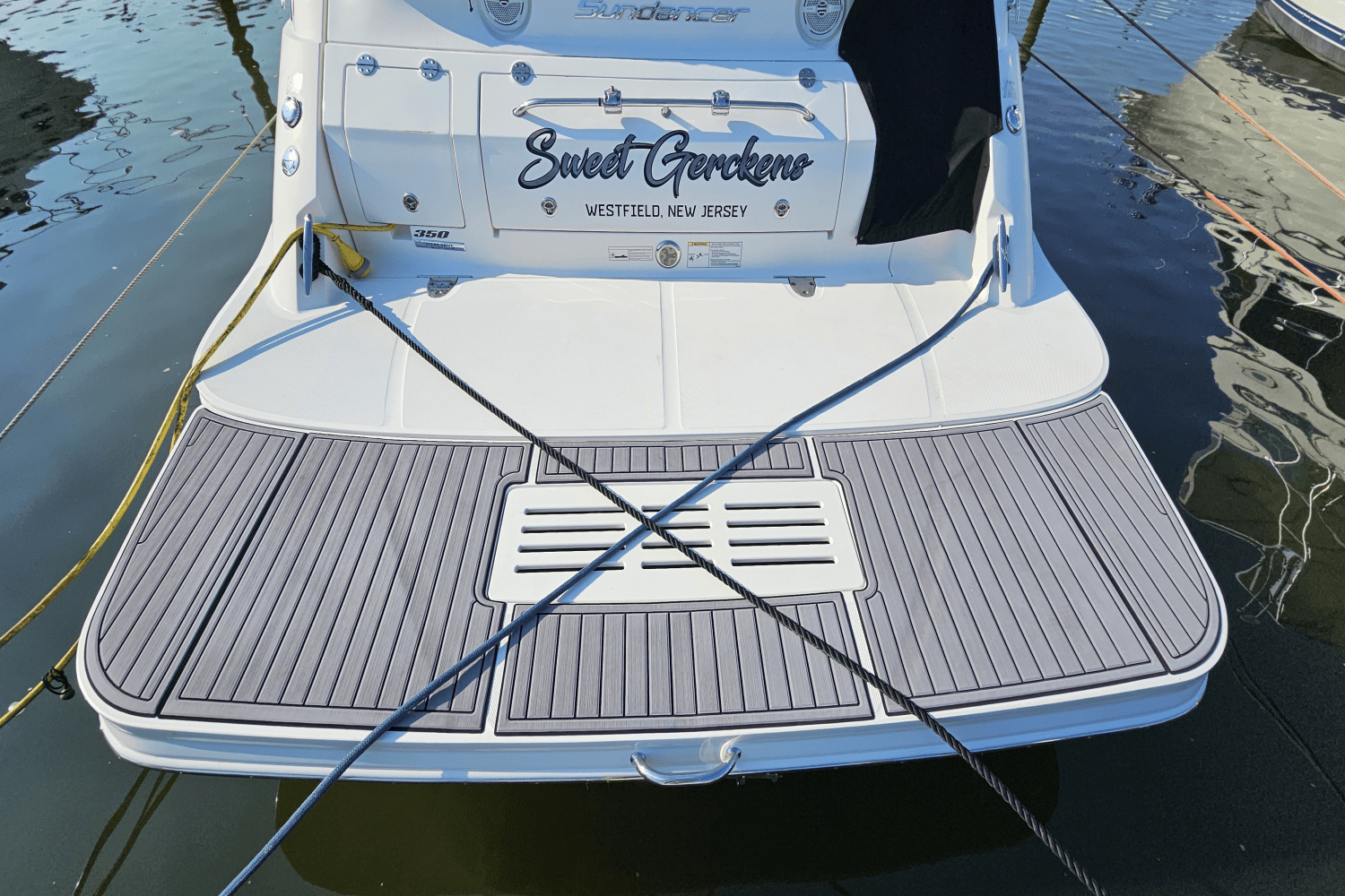 Slide: The Image of Sea Ray 350 SUNDANCER 2013 - 5