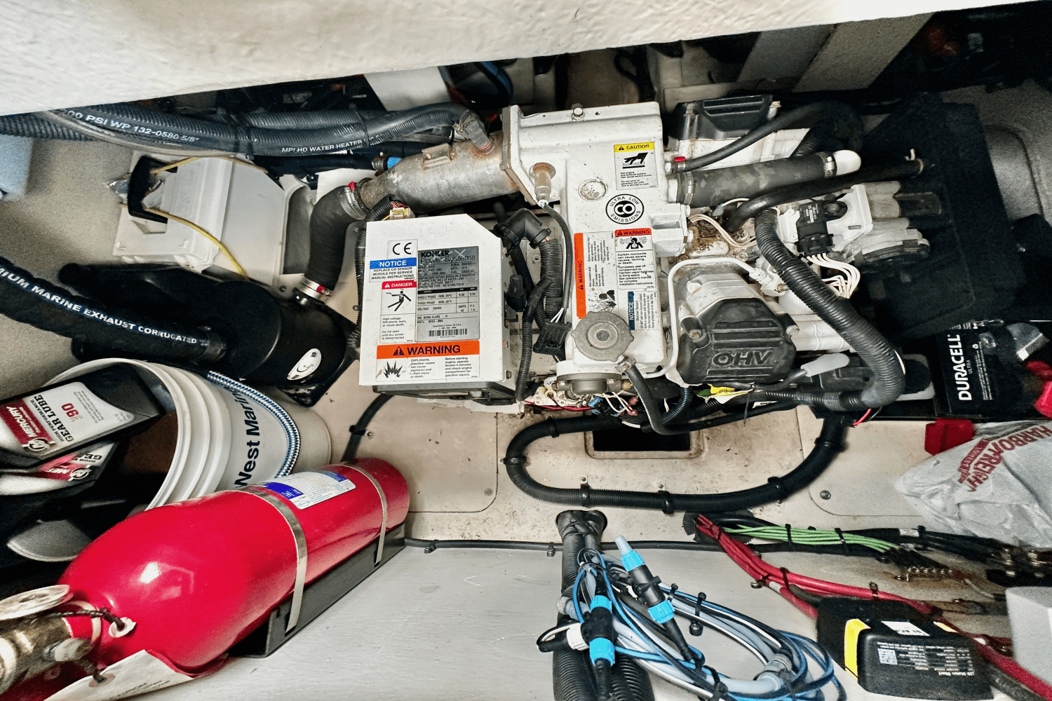 Slide: The Image of Sea Ray 350 SUNDANCER 2014 - 18