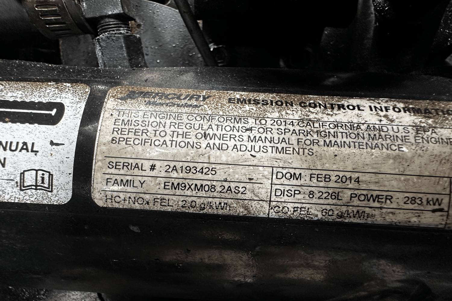 Slide: The Image of Sea Ray 350 SUNDANCER 2014 - 46