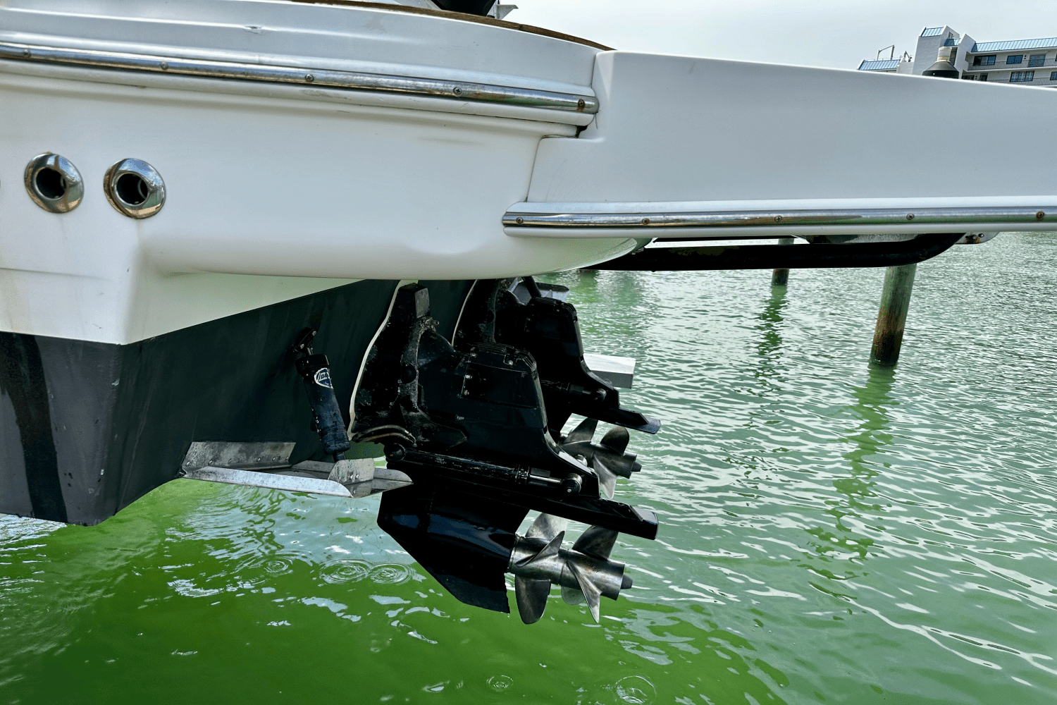 Slide: The Image of Sea Ray 350 SUNDANCER 2014 - 49