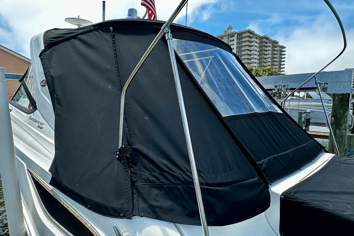 Slide: The Image of Sea Ray 350 SUNDANCER 2014 - 7
