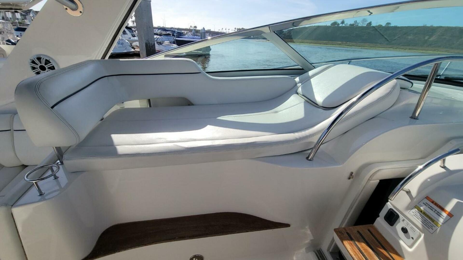 Slide: The Image of Sea Ray 350 Sundancer 2015 - 5042867