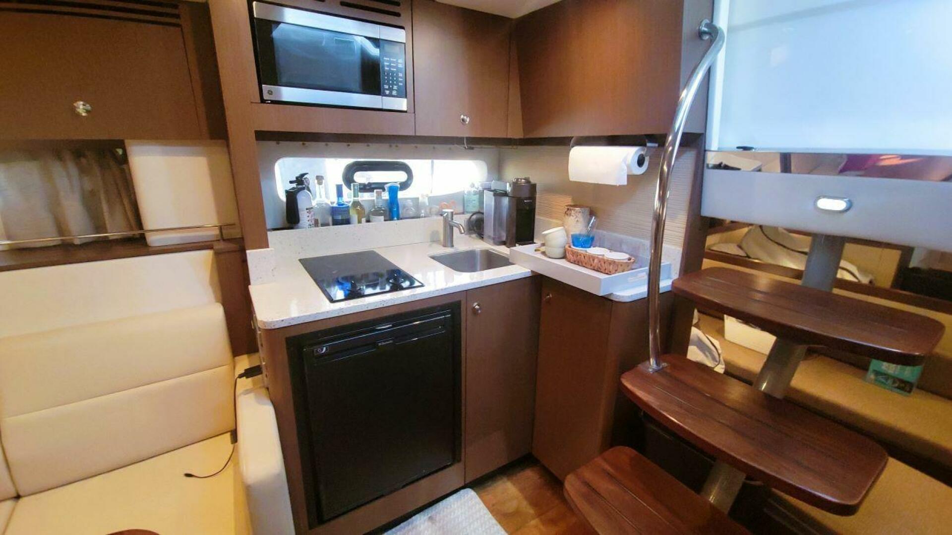 Slide: The Image of Sea Ray 350 Sundancer 2015 - 4968724