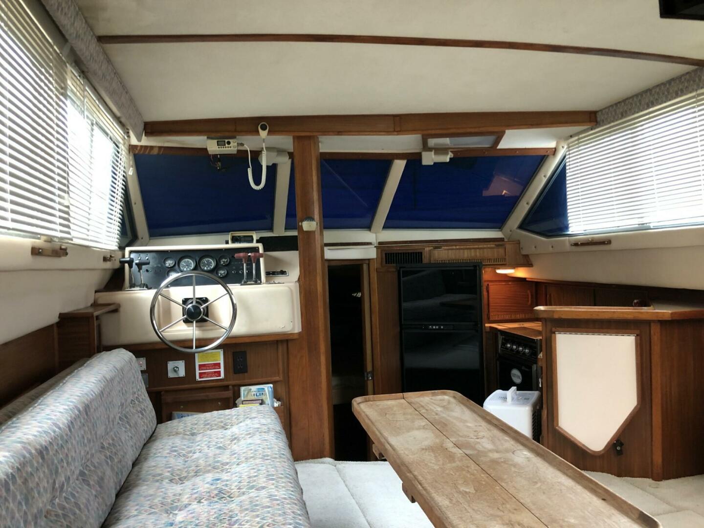 Slide: The Image of Sea Ray 36 1987 - 4694861