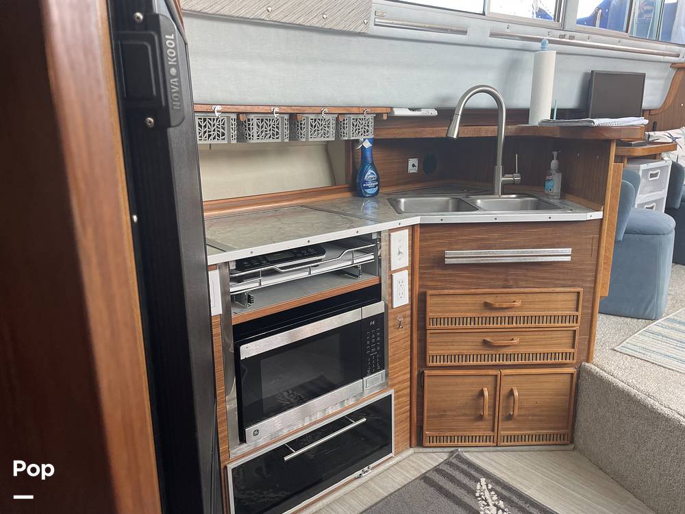 Slide: The Image of Sea Ray 360 aft cabin 1987 - 14633692