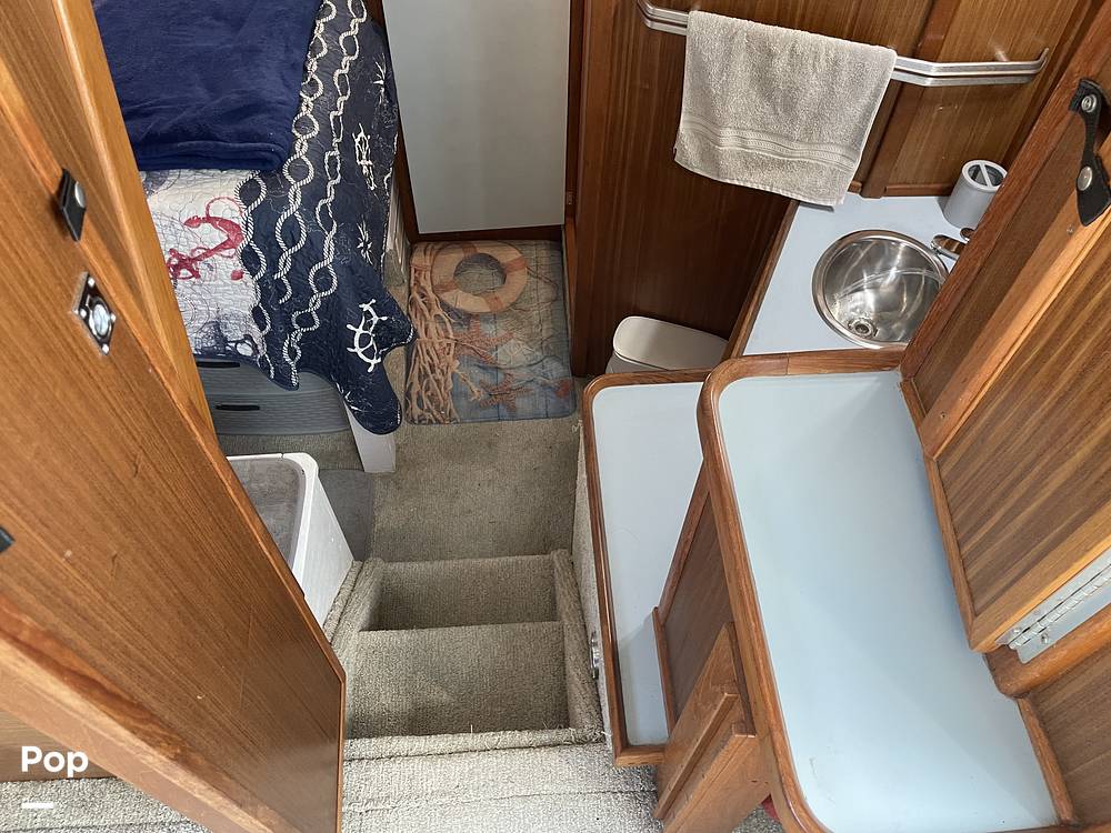 Slide: The Image of Sea Ray 360 aft cabin 1987 - 14633699