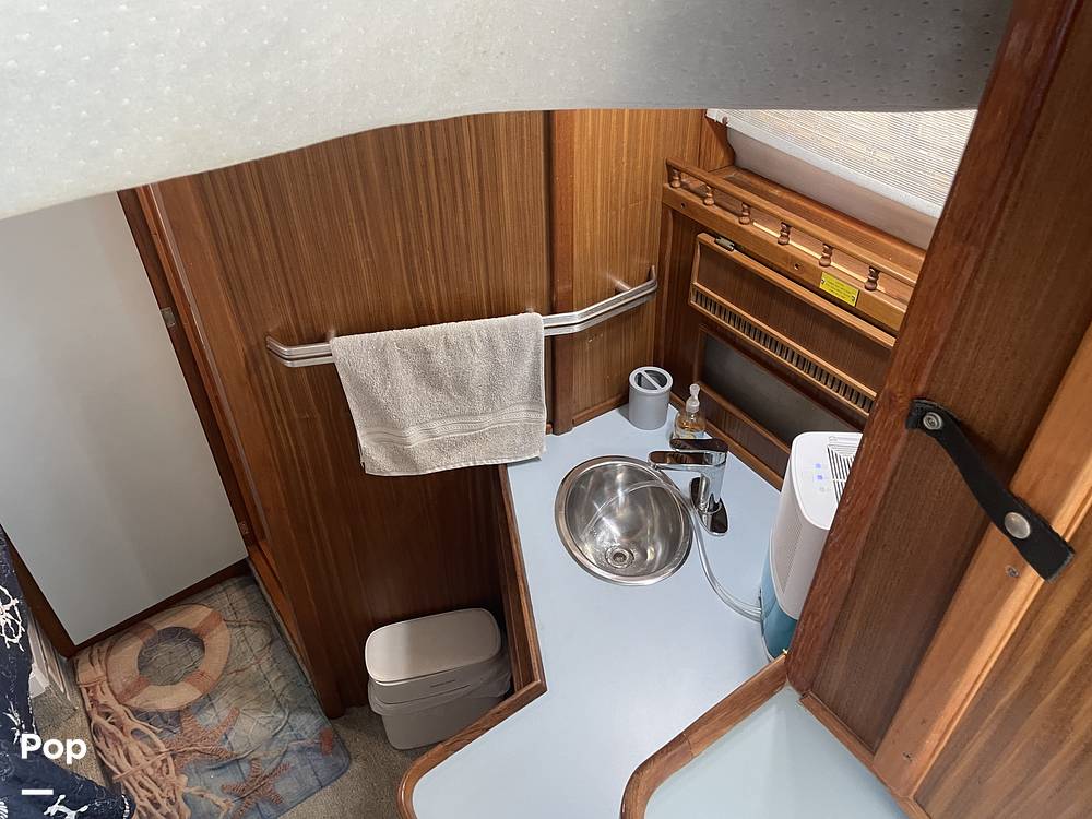 Slide: The Image of Sea Ray 360 aft cabin 1987 - 14633601