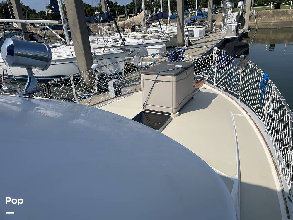 Slide: The Image of Sea Ray 360 aft cabin 1987 - 14633573