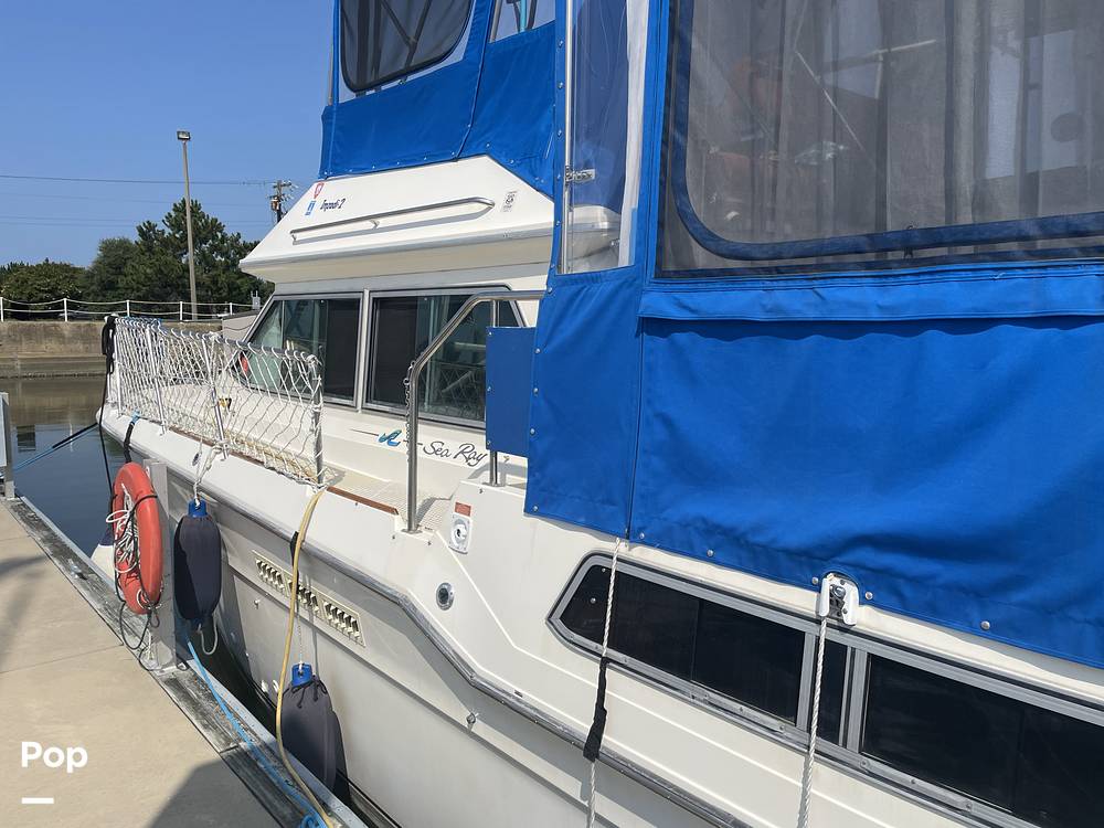 Slide: The Image of Sea Ray 360 aft cabin 1987 - 14633630