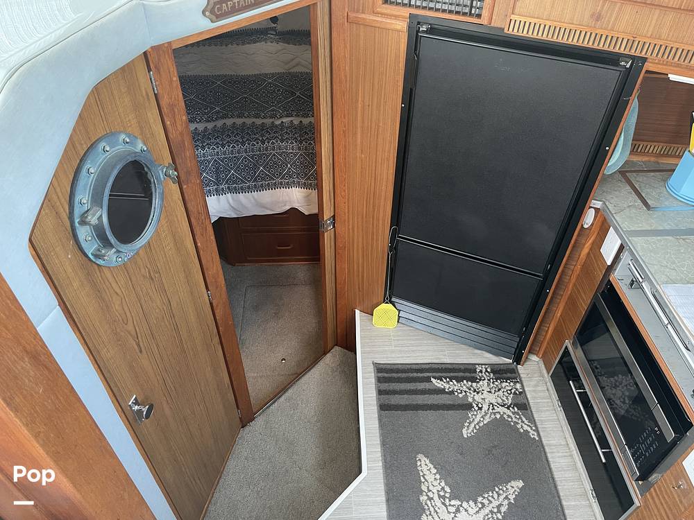 Slide: The Image of Sea Ray 360 aft cabin 1987 - 14633674