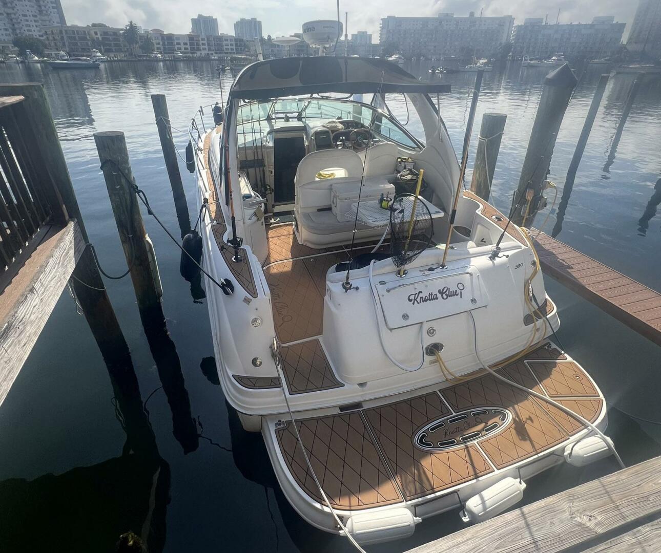 Slide: The Image of Sea Ray 360 Sundancer 2002 - 4965218