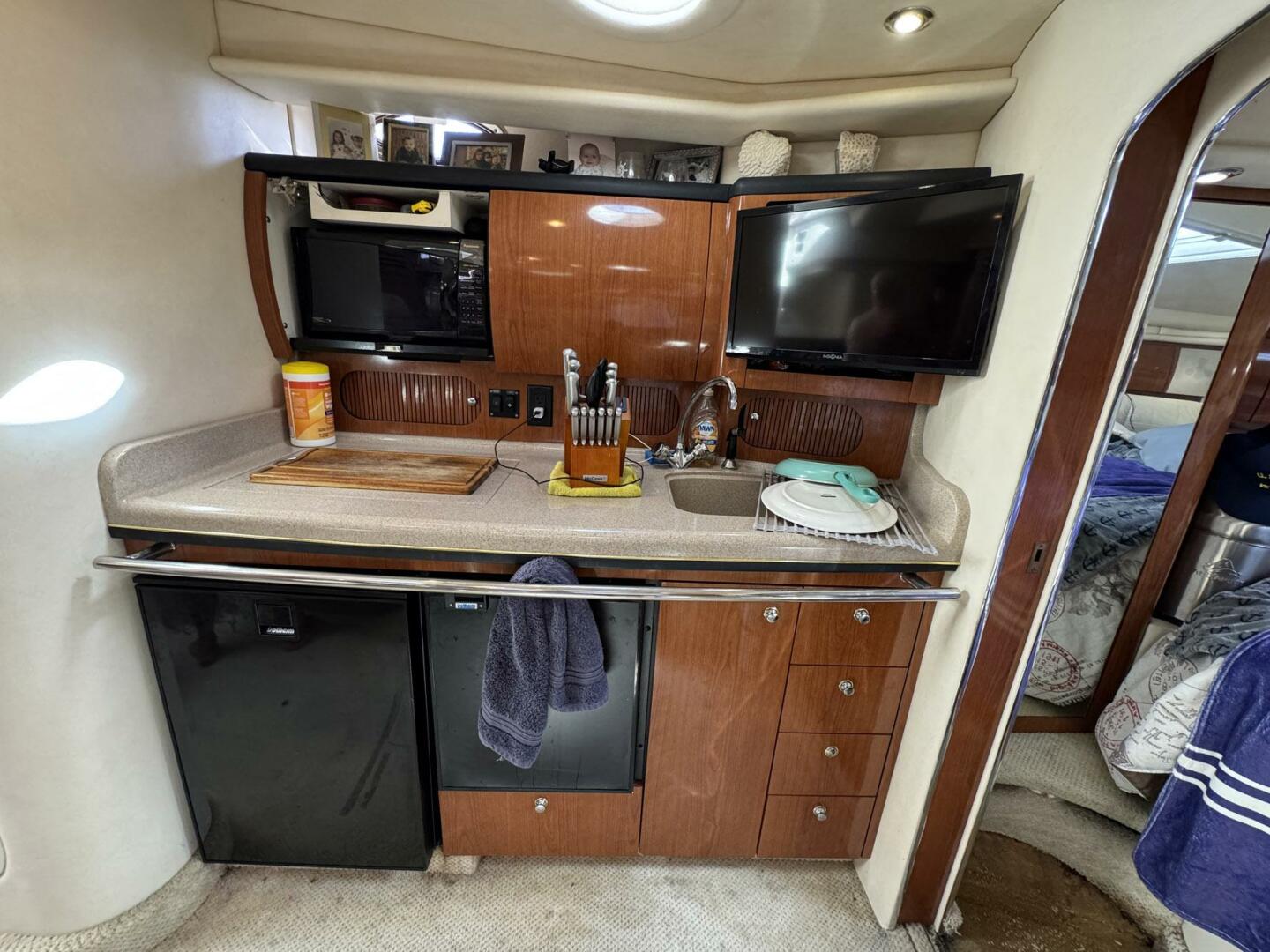 Slide: The Image of Sea Ray 360 Sundancer 2002 - 4965241
