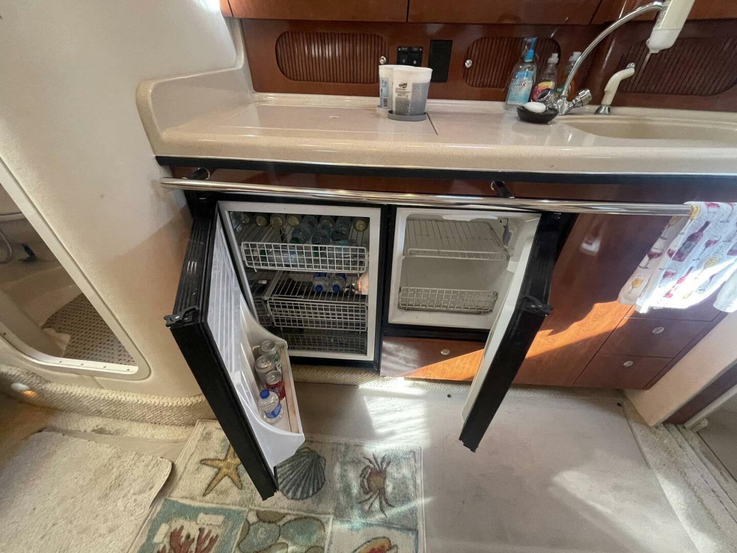 Slide: The Image of Sea Ray 360 Sundancer 2003 - 4965072