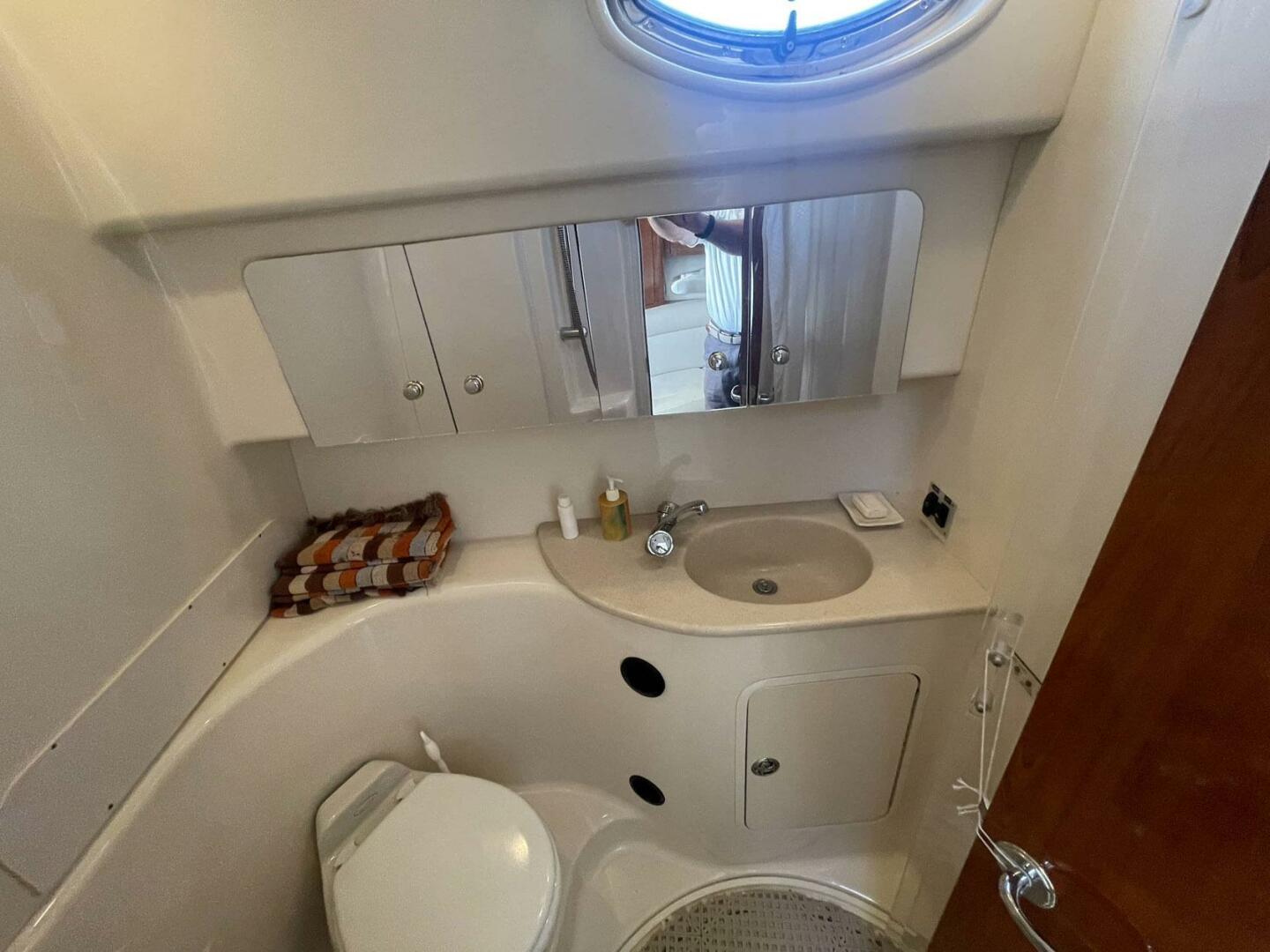 Slide: The Image of Sea Ray 360 Sundancer 2003 - 4965074