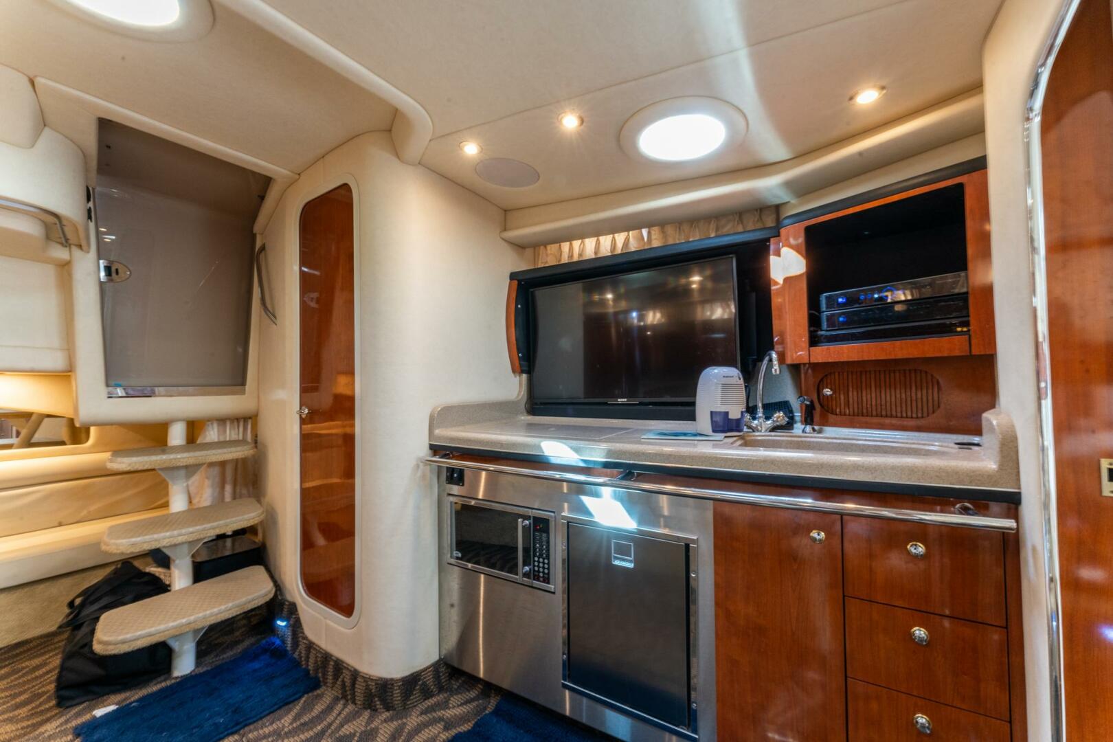 Slide: The Image of 2003 Sea Ray 360 Sundancer - 3861889