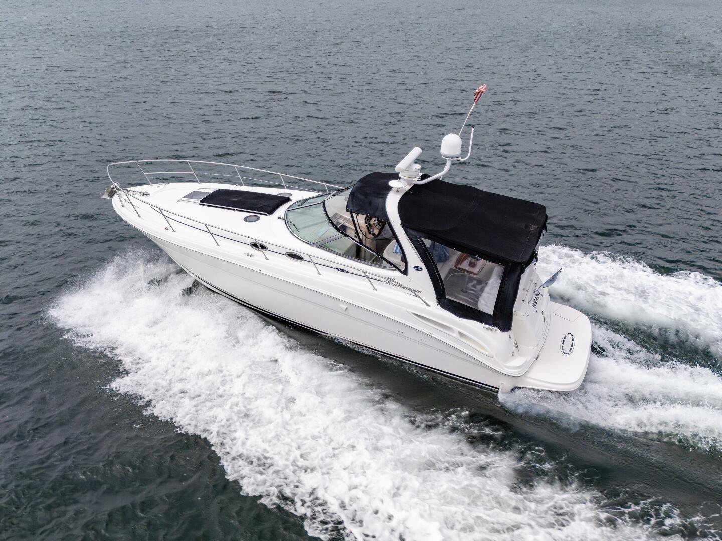 Slide: The Image of Sea Ray 360 Sundancer 2003 - 5258997