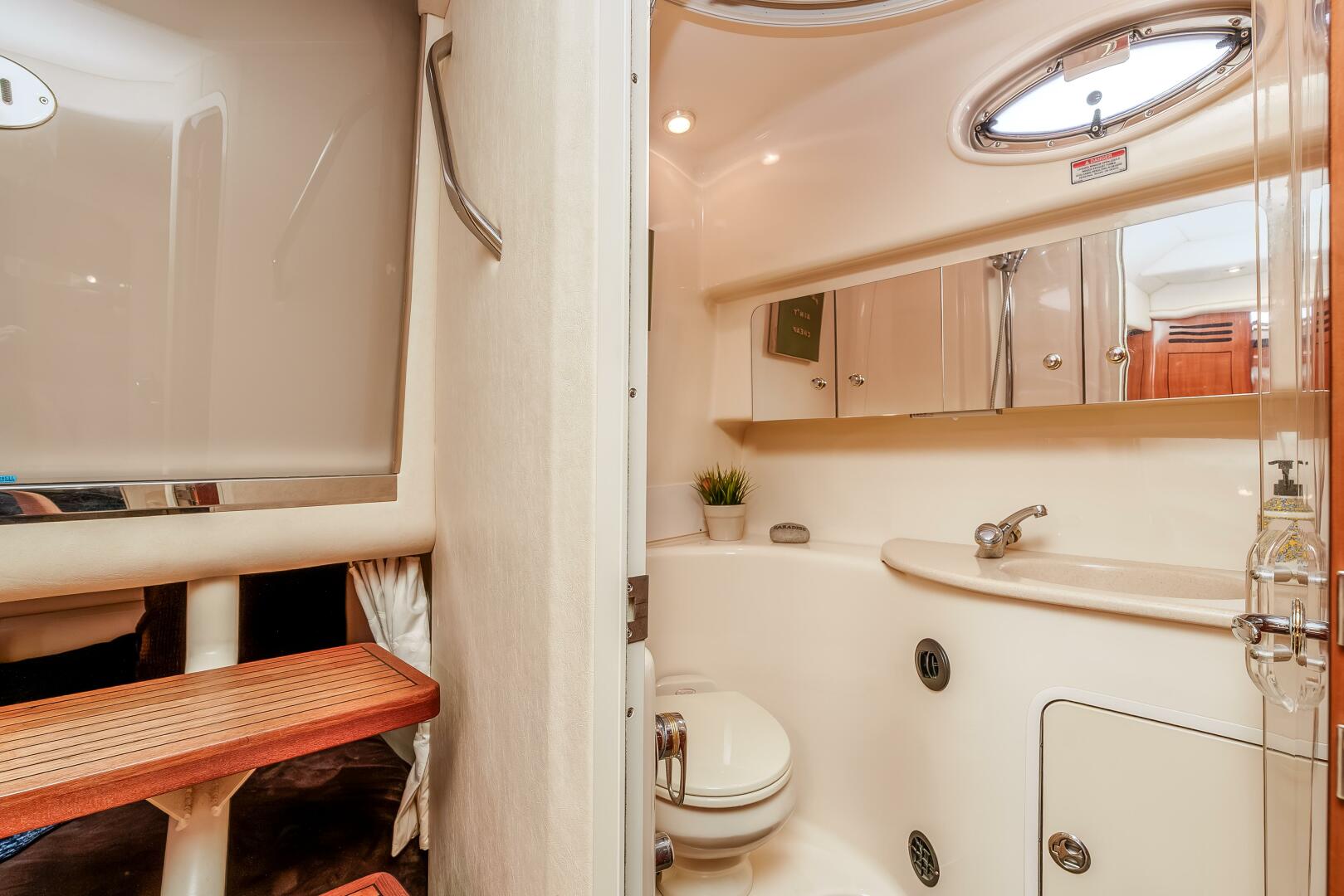 Slide: The Image of Sea Ray 360 Sundancer 2003 - 5259012