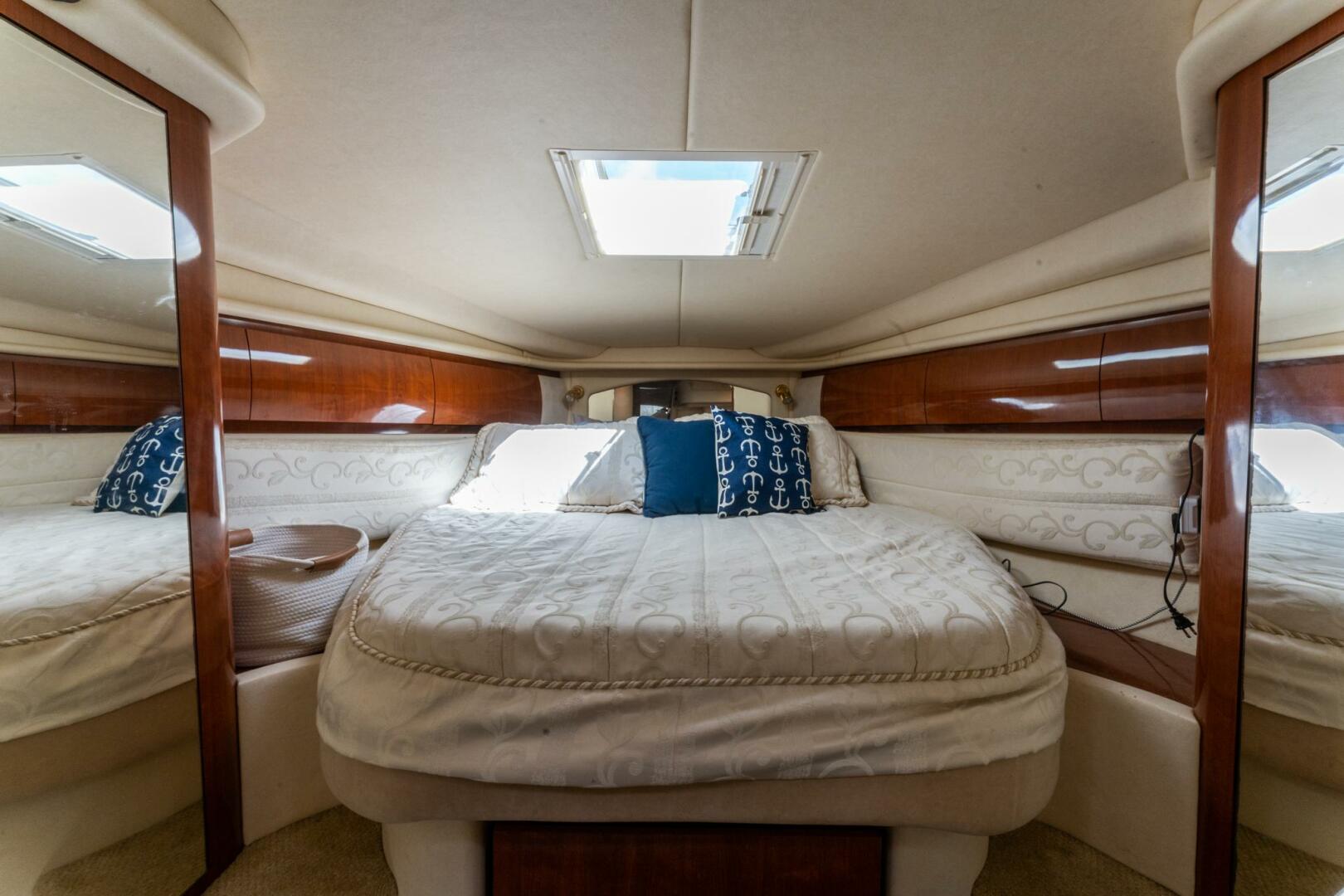 Slide: The Image of 2003 Sea Ray 360 Sundancer - 3861891