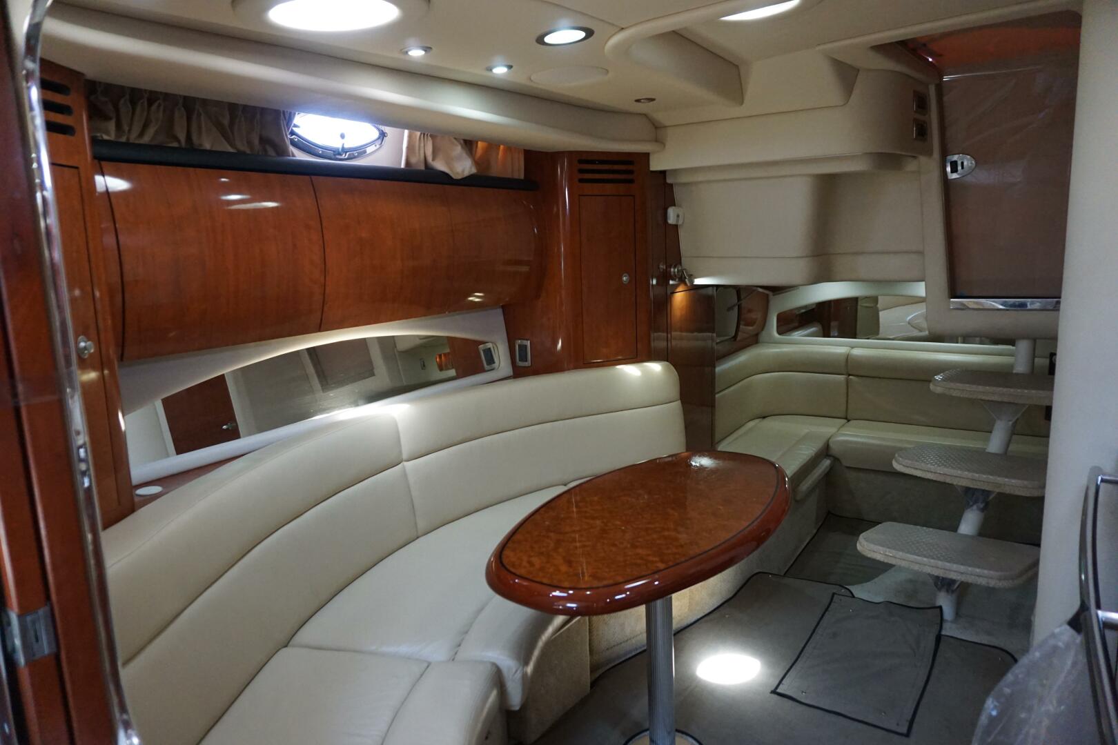 Slide: The Image of 2004 36 Sea Ray 360 Sundancer No Name Dinette (3) - 4596740