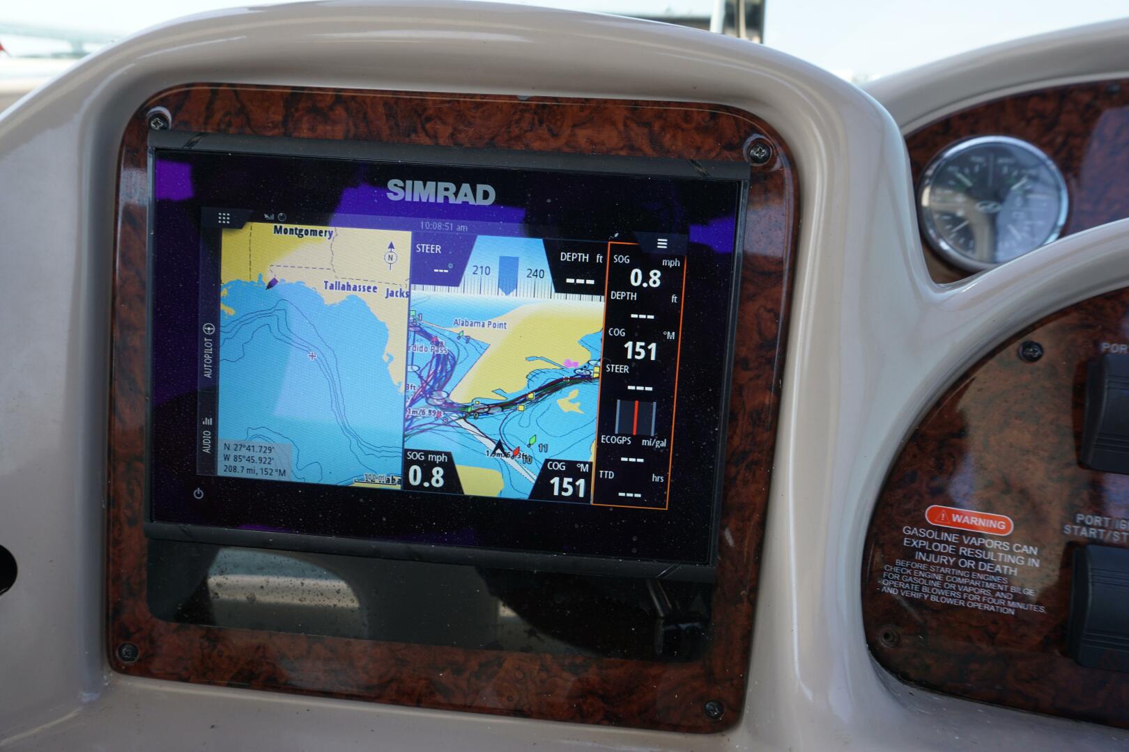Slide: The Image of 2004 36 Sea Ray 360 Sundancer No Name Electronics (3) - 4596764