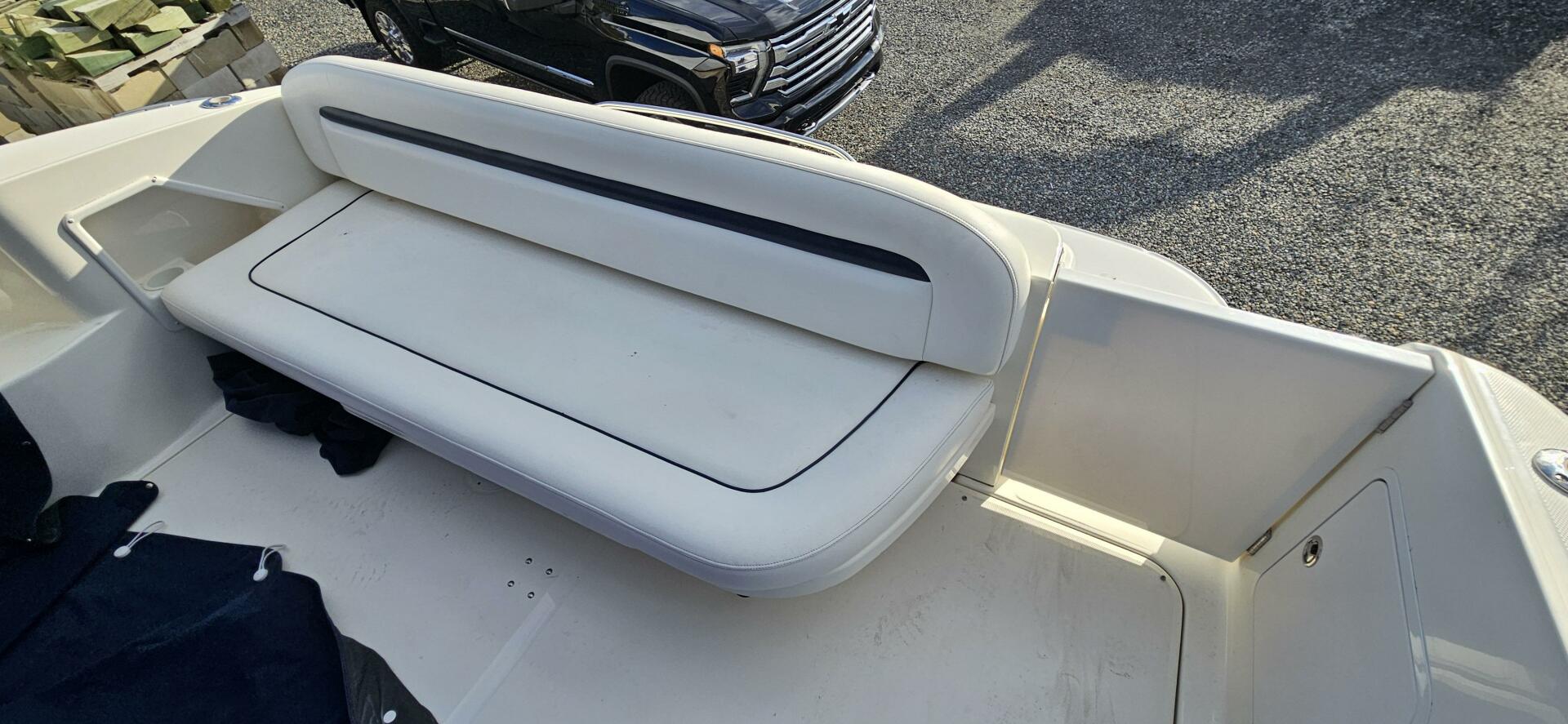 Slide: The Image of Sea Ray 360 Sundancer 2005 - 5263572