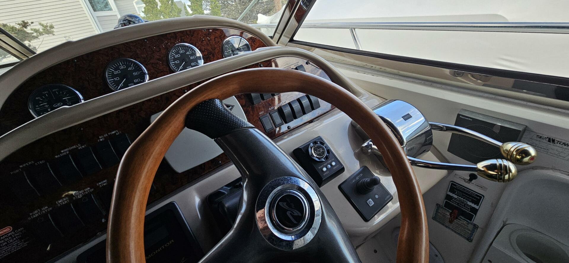 Slide: The Image of Sea Ray 360 Sundancer 2005 - 5263584