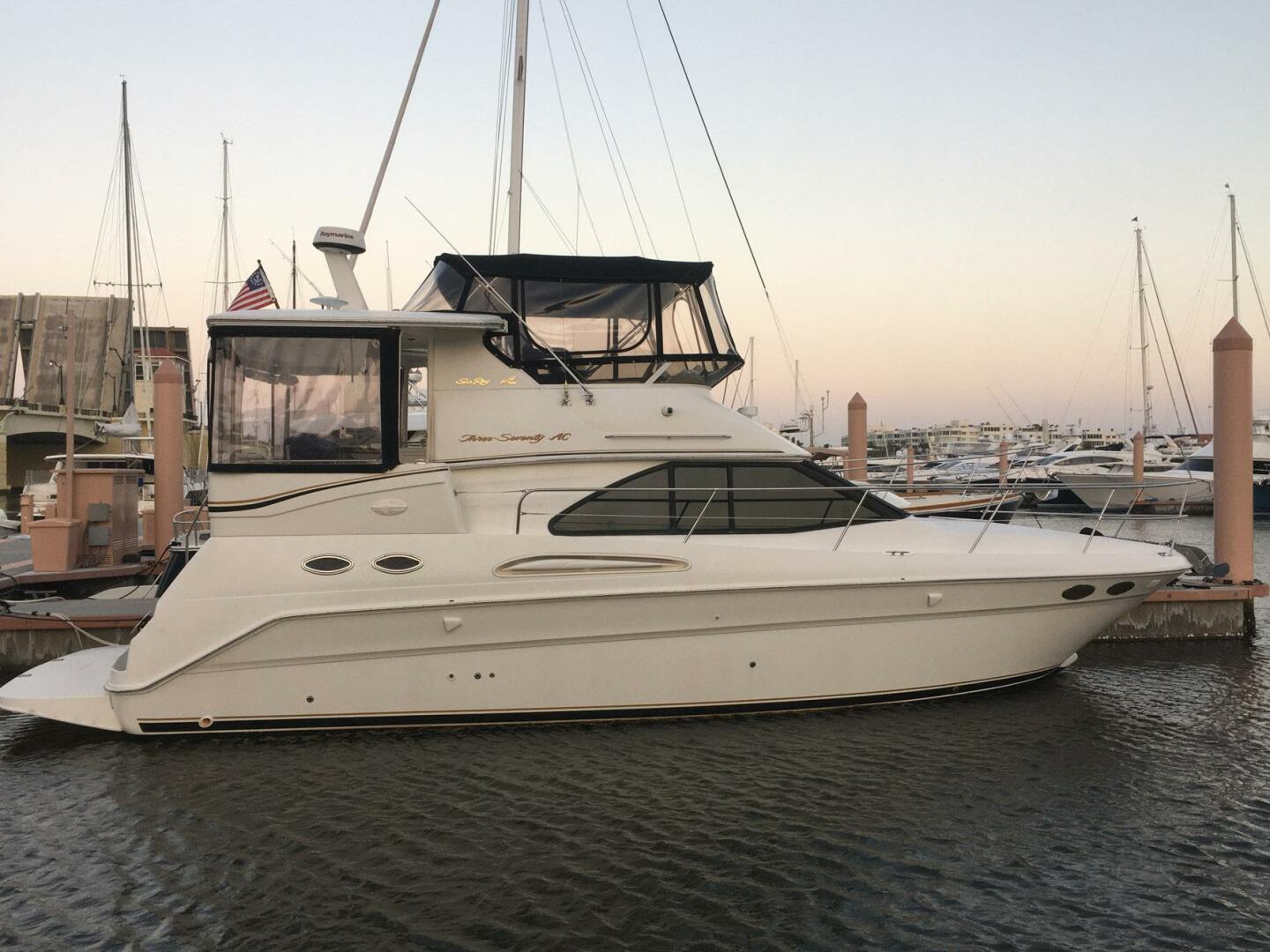 Slide: The Image of Sea Ray 370 Aft Cabin 1997 - 5351862