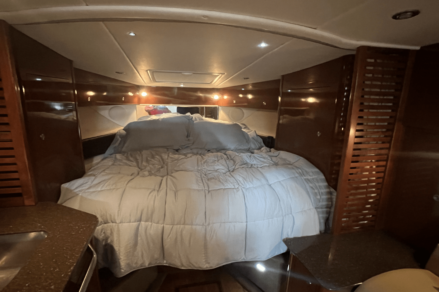 Slide: The Image of Sea Ray 370 DA-SD 2014 - 21