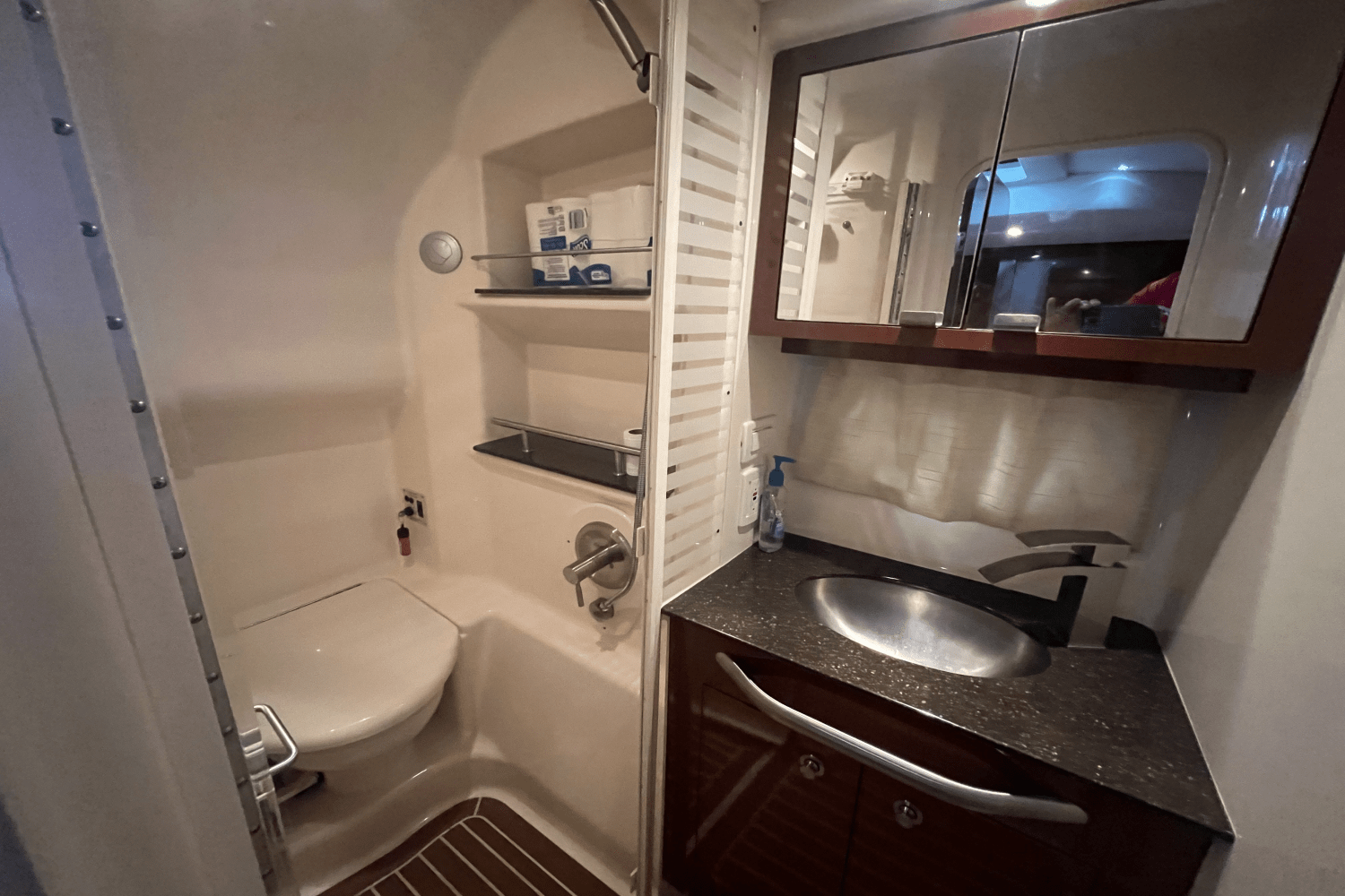 Slide: The Image of Sea Ray 370 DA-SD 2014 - 22