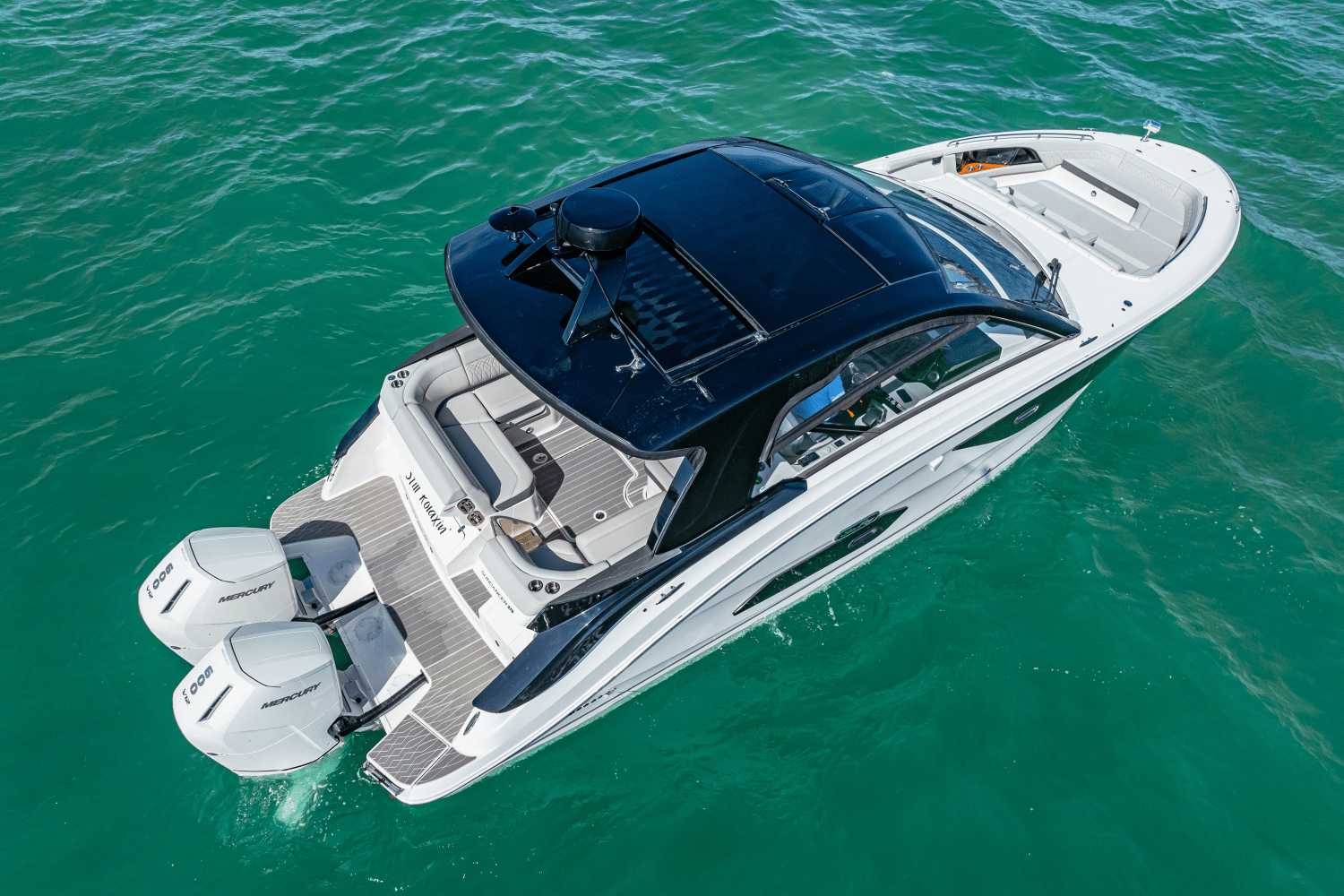 Slide: The Image of Sea Ray 370DA OB 2024 - 13