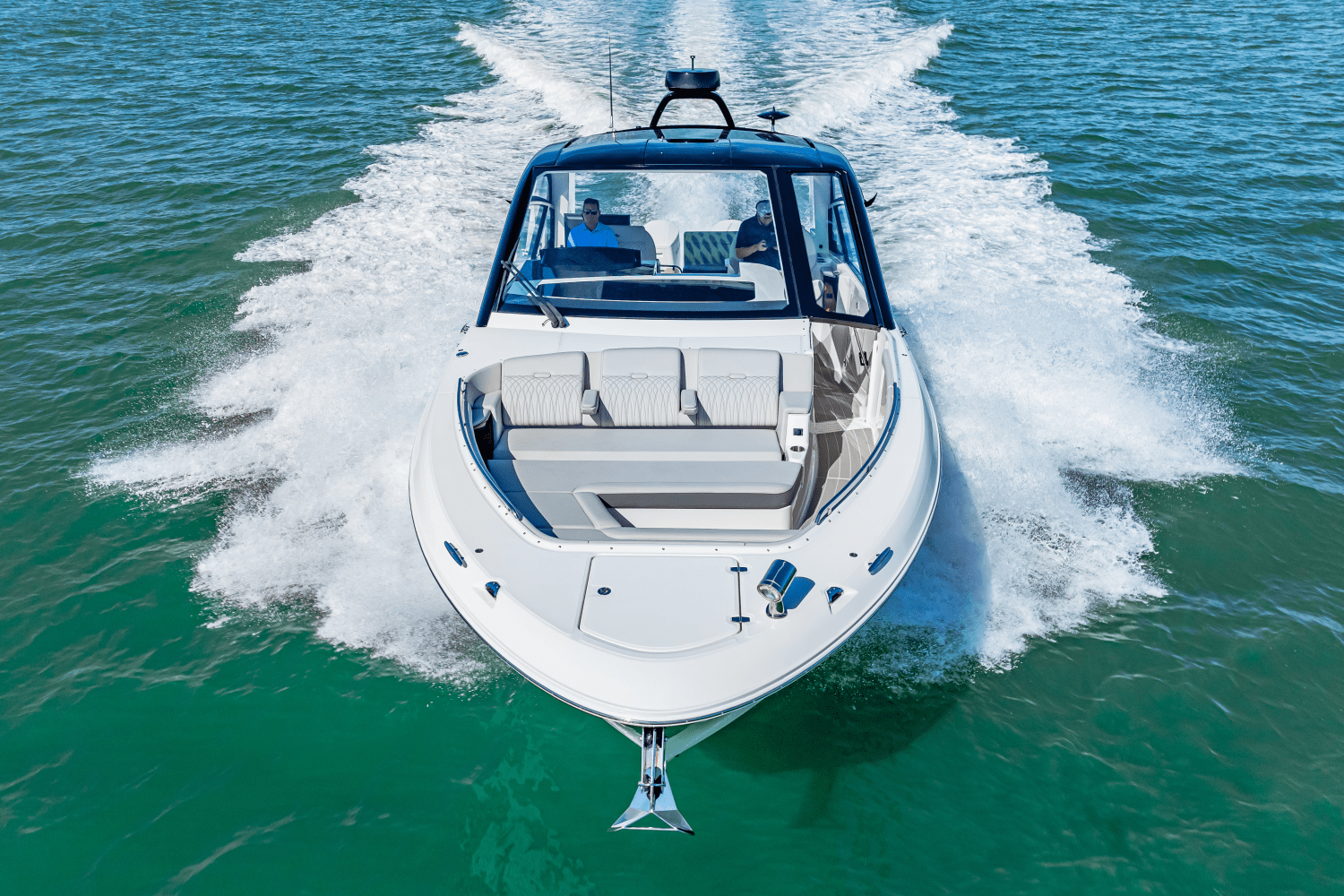Slide: The Image of Sea Ray 370DA OB 2024 - 21