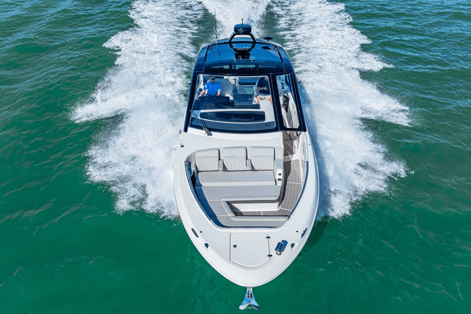 Slide: The Image of Sea Ray 370DA OB 2024 - 22