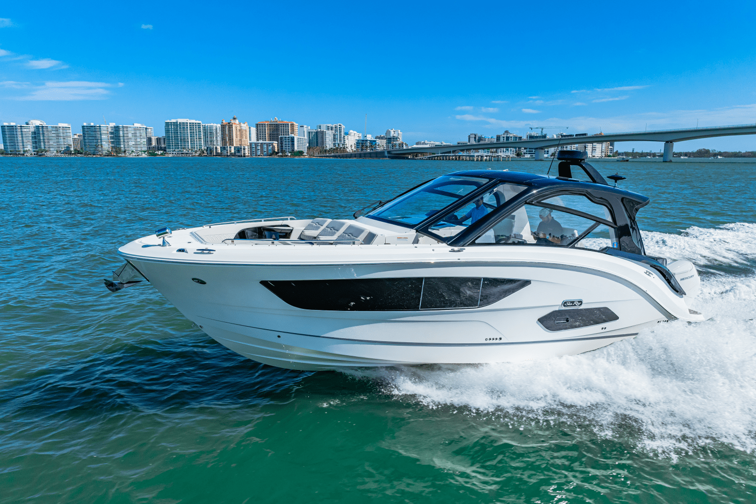 Slide: The Image of Sea Ray 370DA OB 2024 - 27