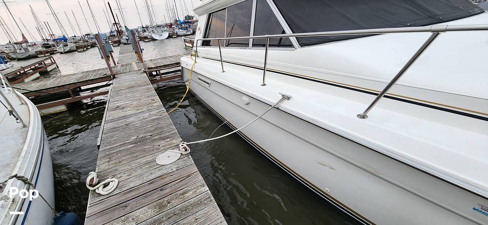 Slide: The Image of Sea Ray 370 Sedan Bridge 1995 - 14285797